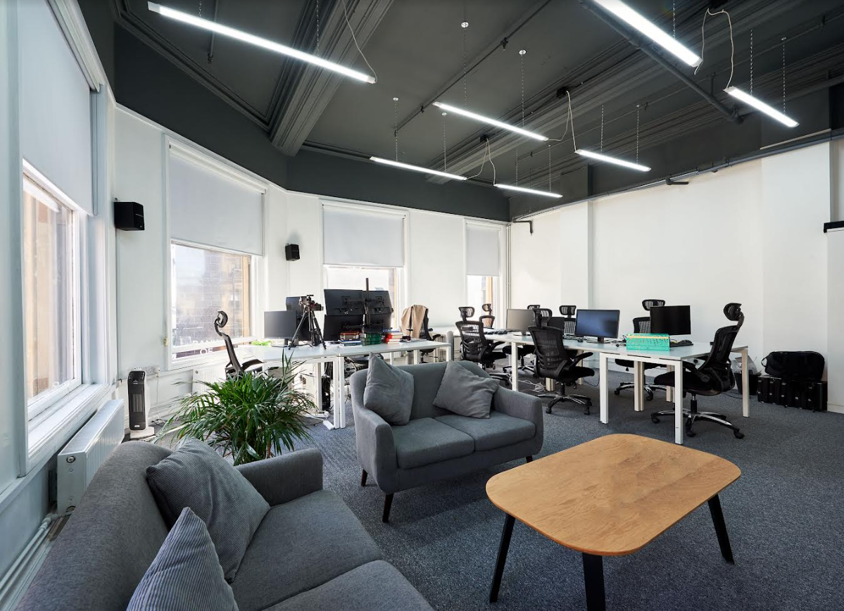 9 Person Private Office