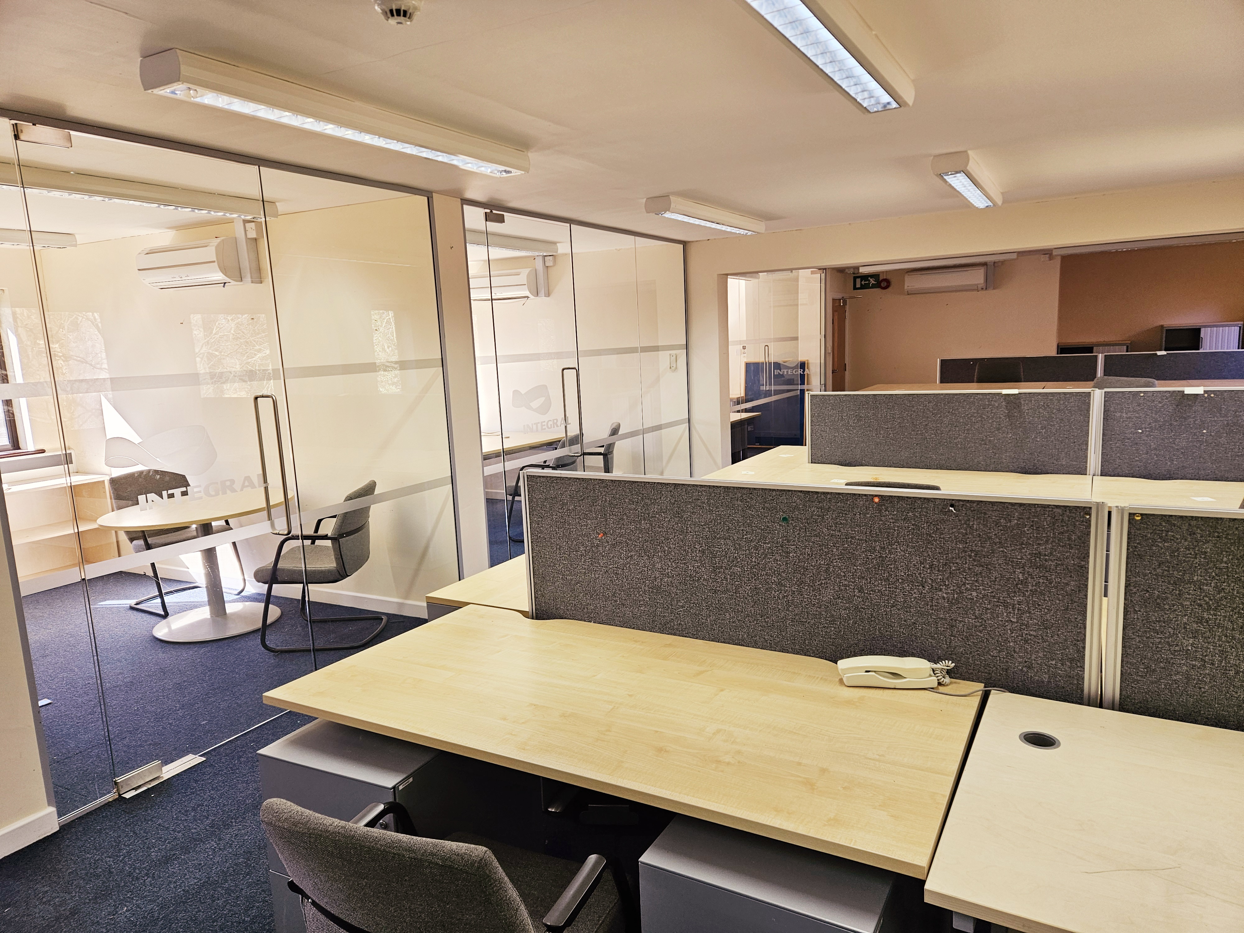 4 Person Private Office