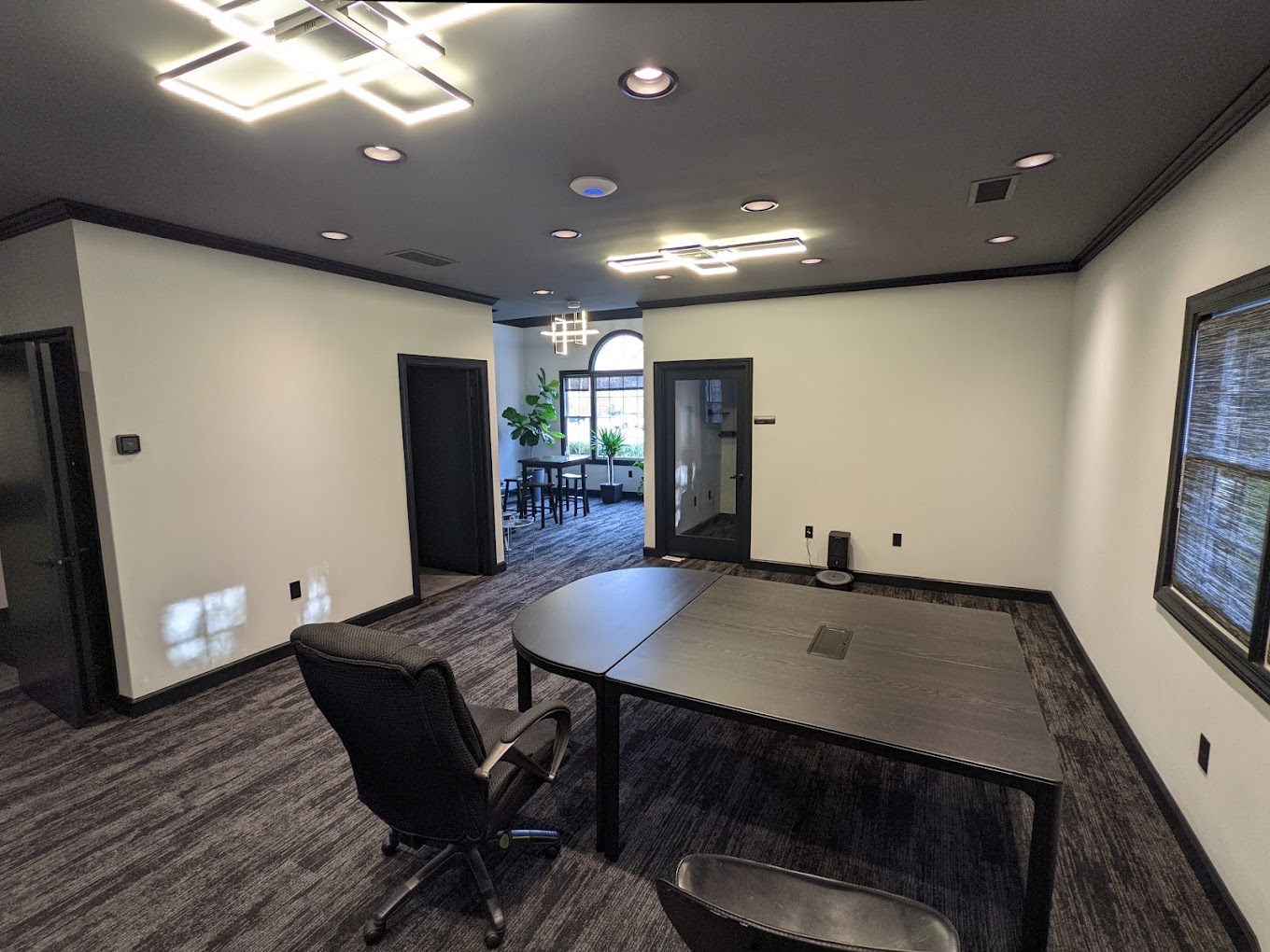 20 Person Private Office at 2920 Horizon Park Dr, Suwanee | Office Hub