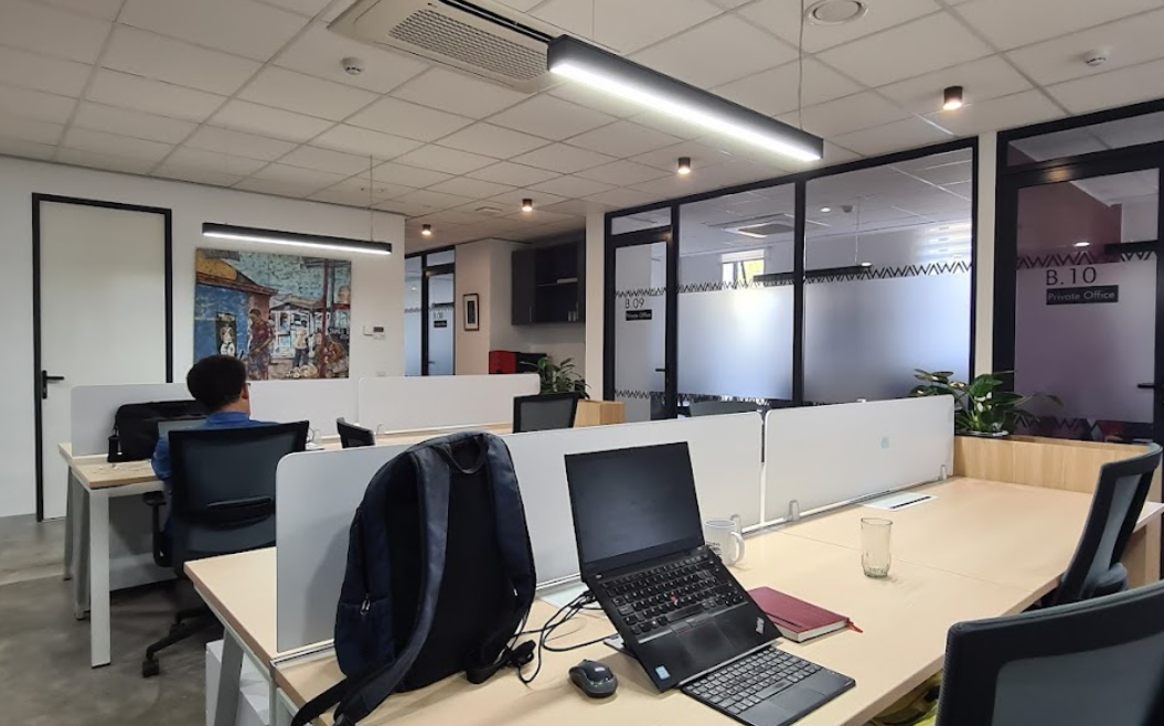 1 Person Private Office