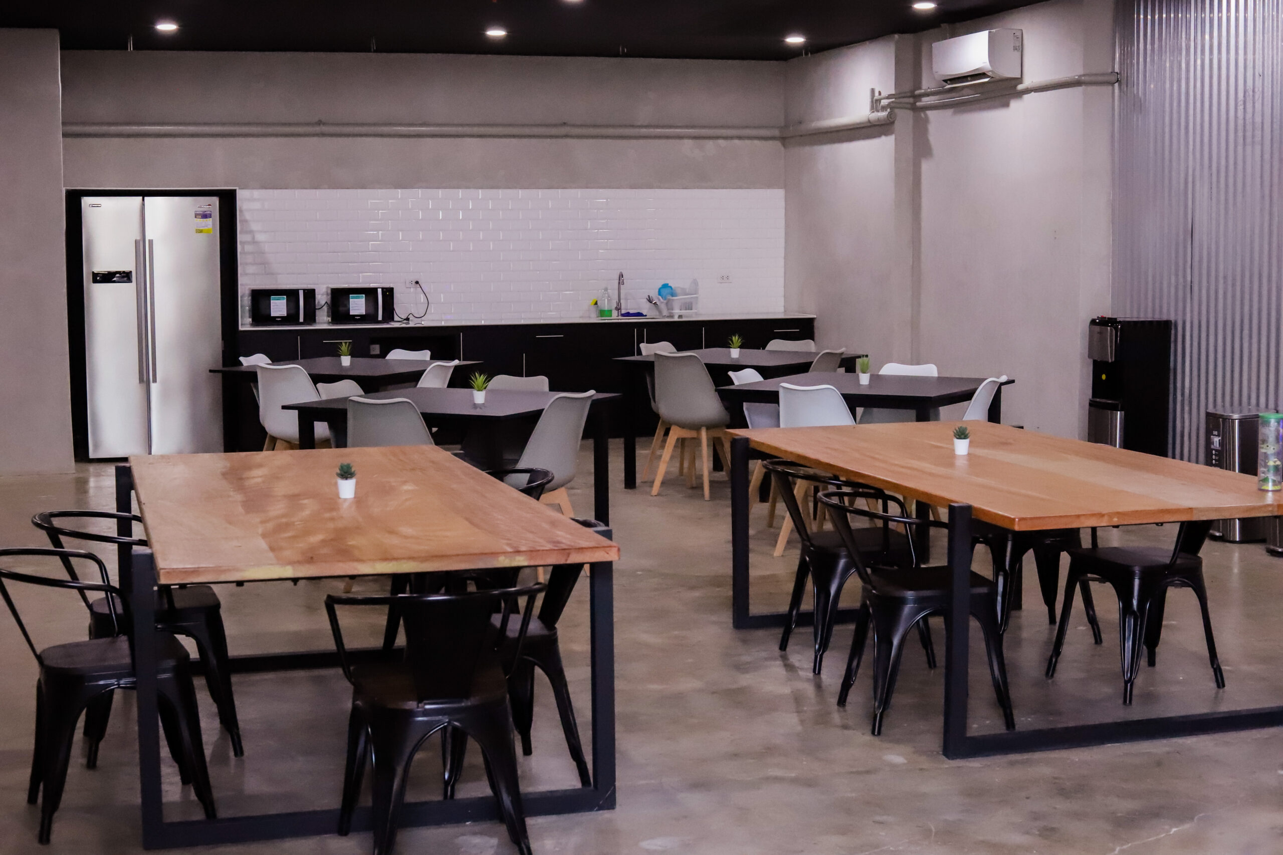 10 Person Private Office