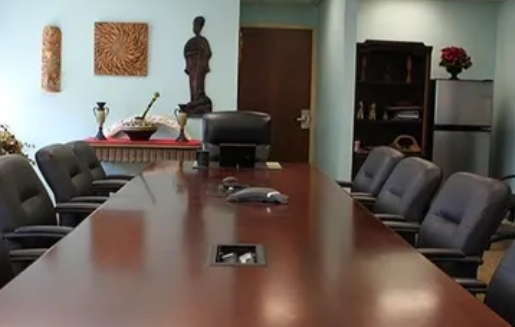 1 Person Coworking Desk