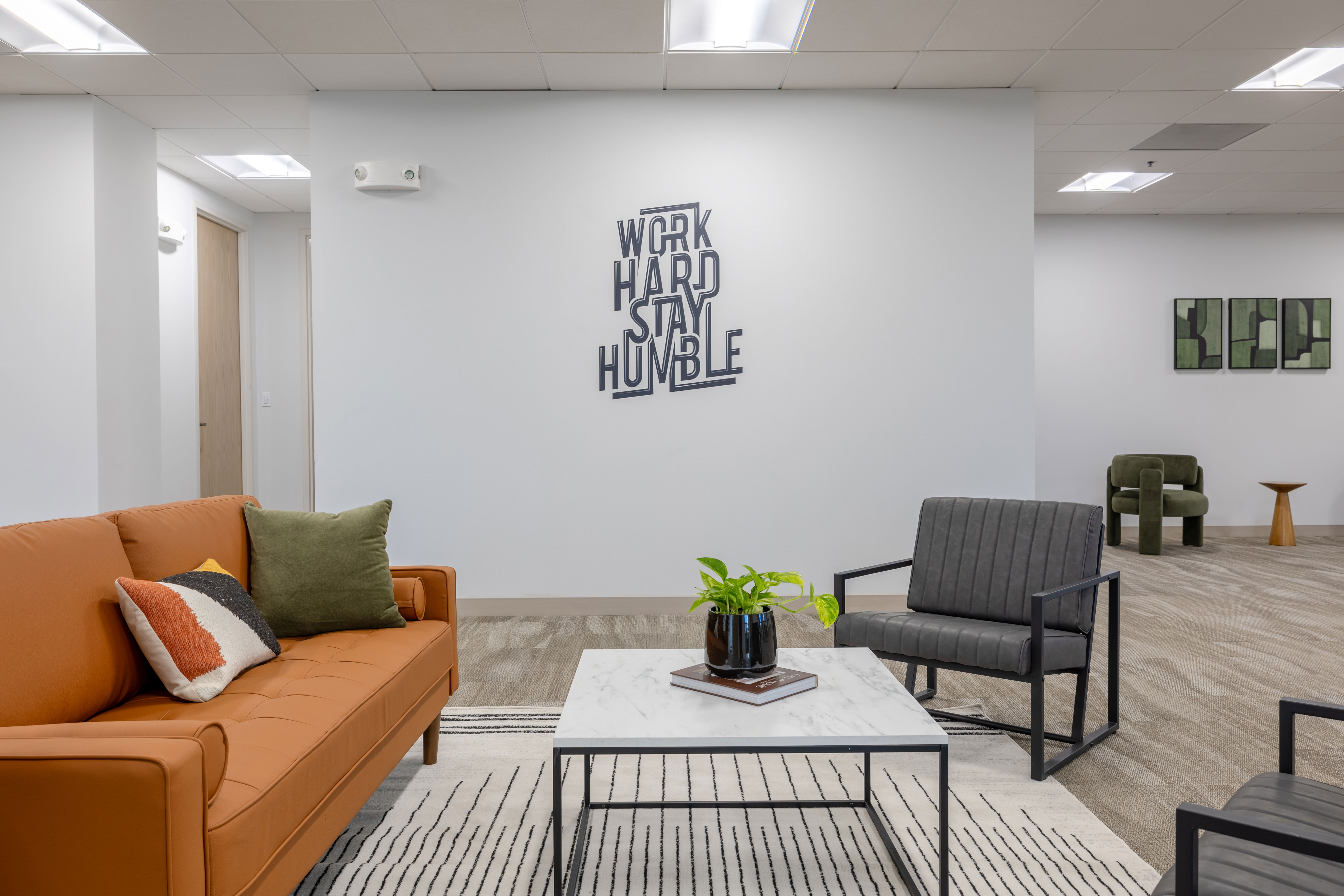 32 Person Private Office