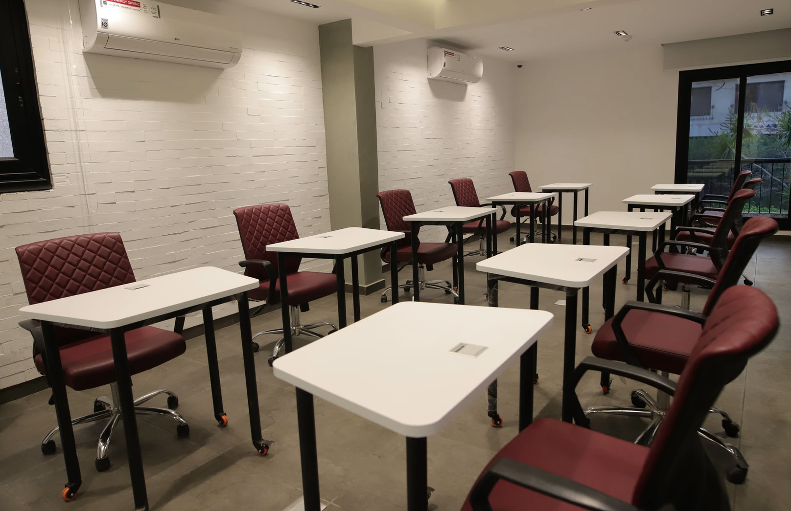 5 Person Private Office