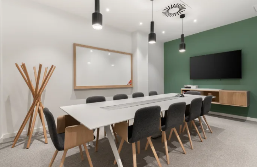 4 Person Private Office