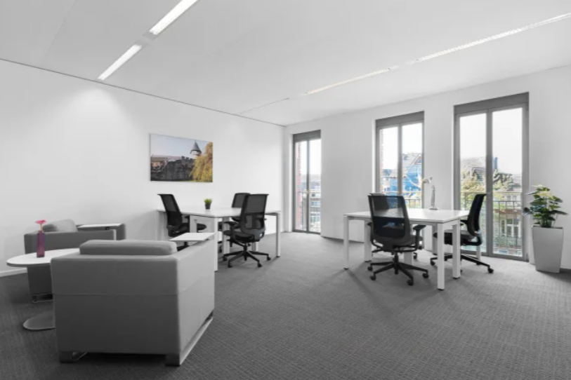 1 Person Coworking Desk