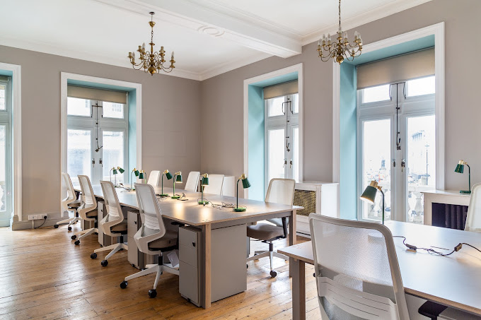 3 Person Coworking Desk