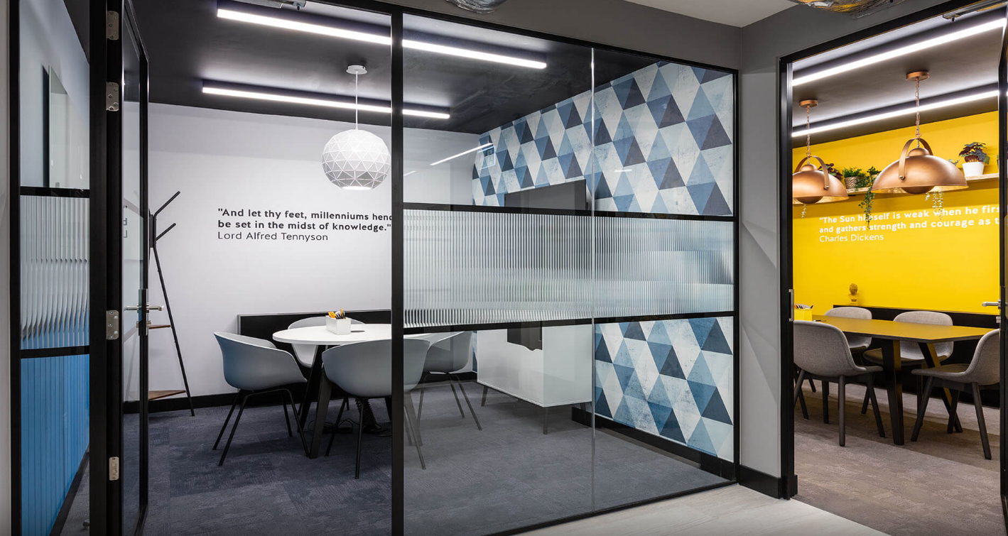 1 Person Coworking Desk