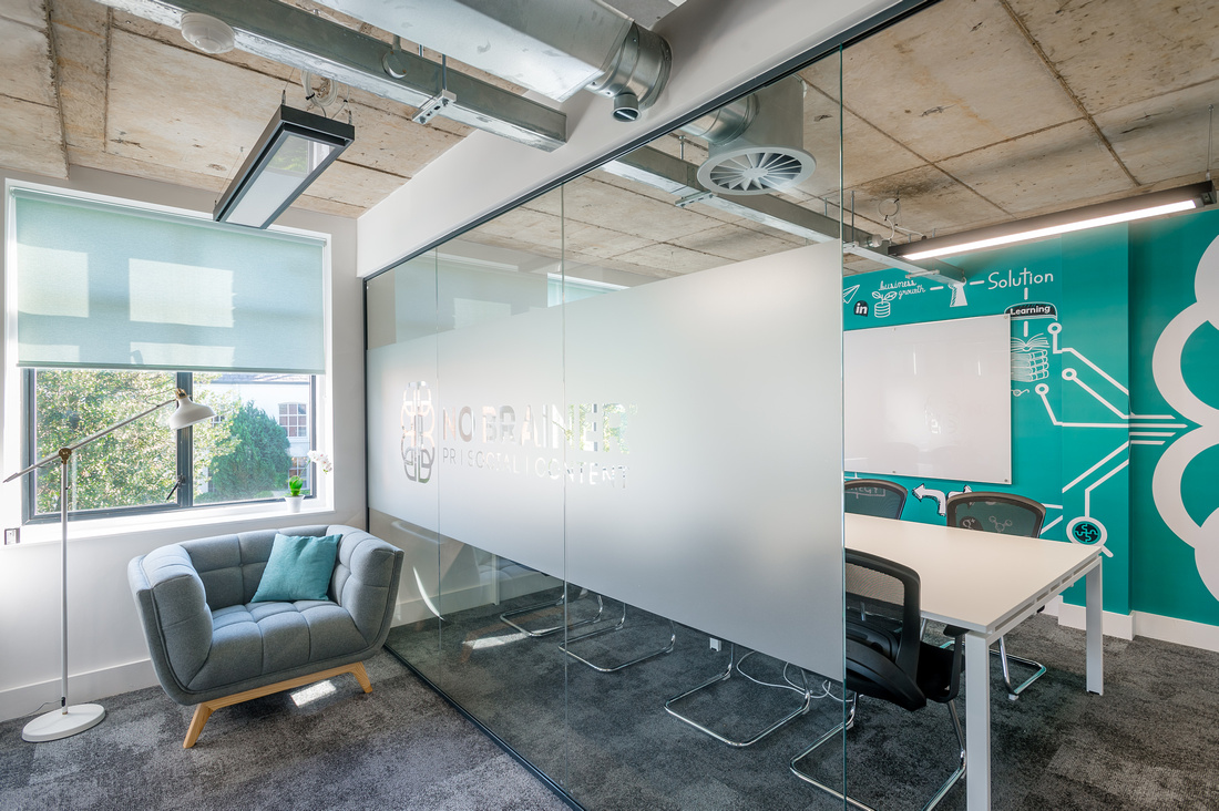 1 Person Private Office