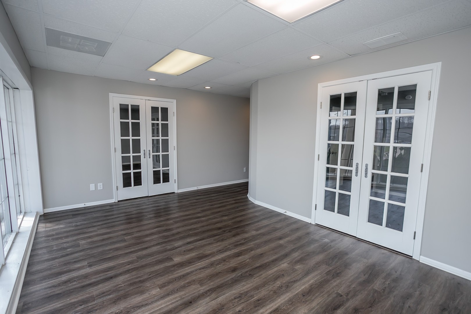 1 Person Private Office