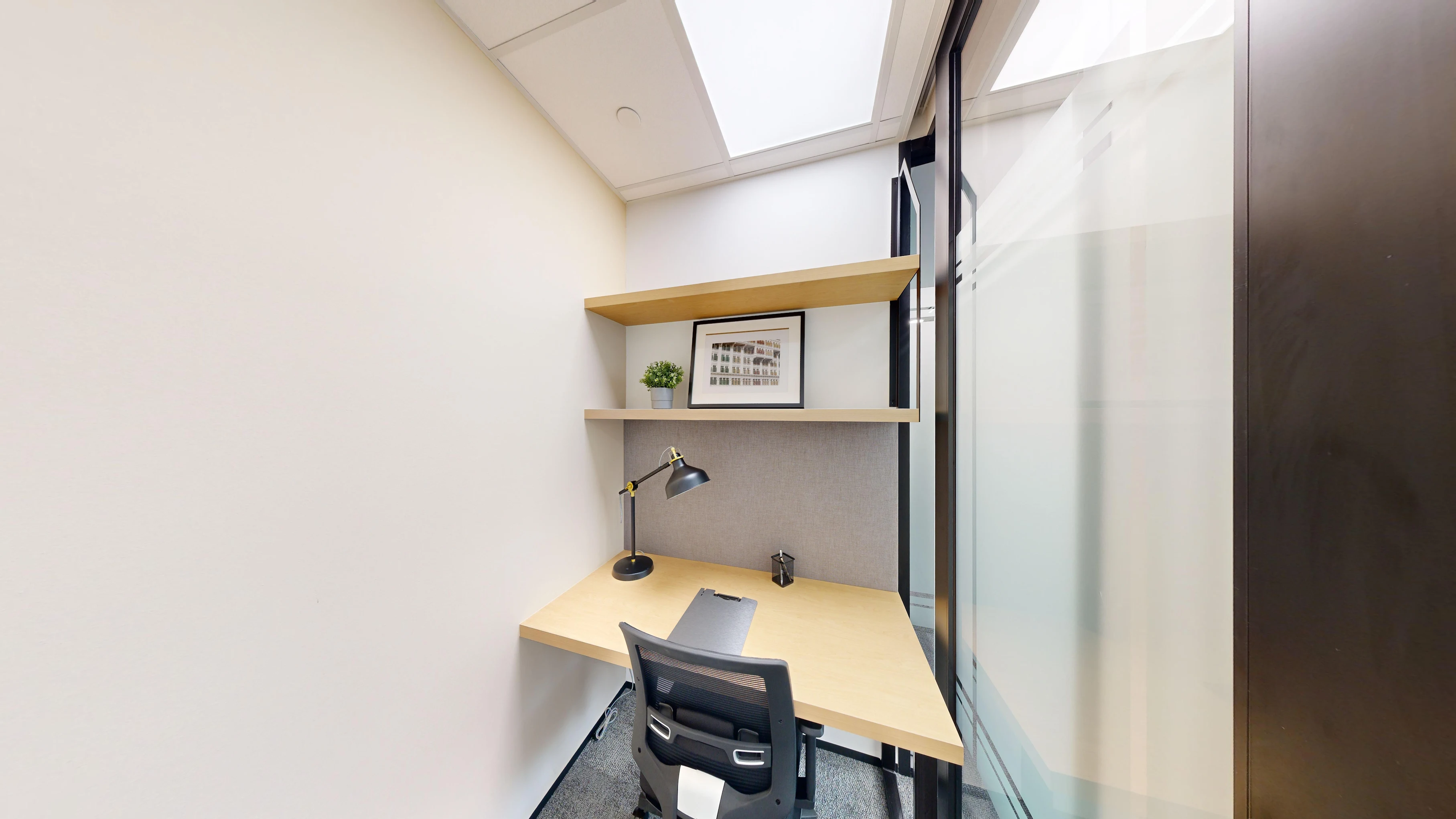 1 Person Private Office