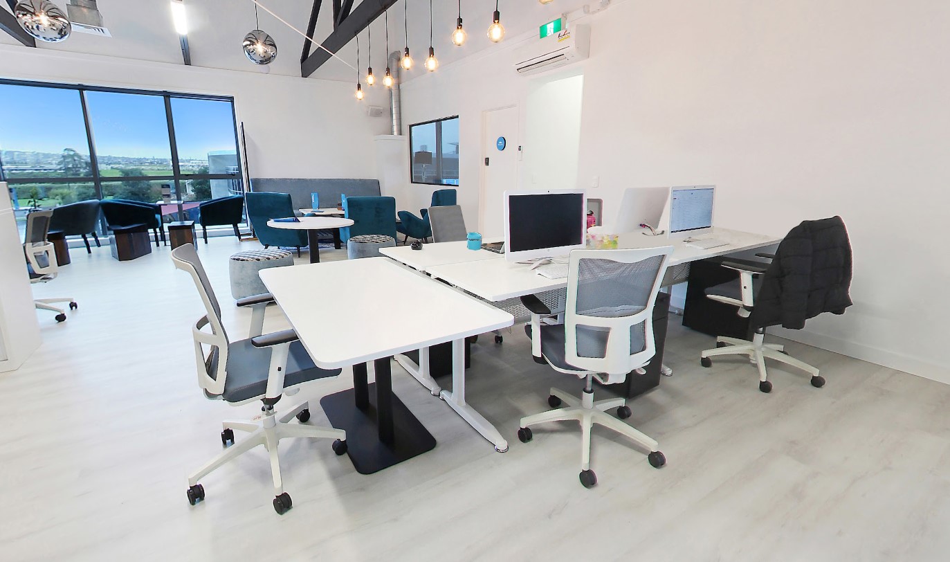 1 Person Coworking Desk