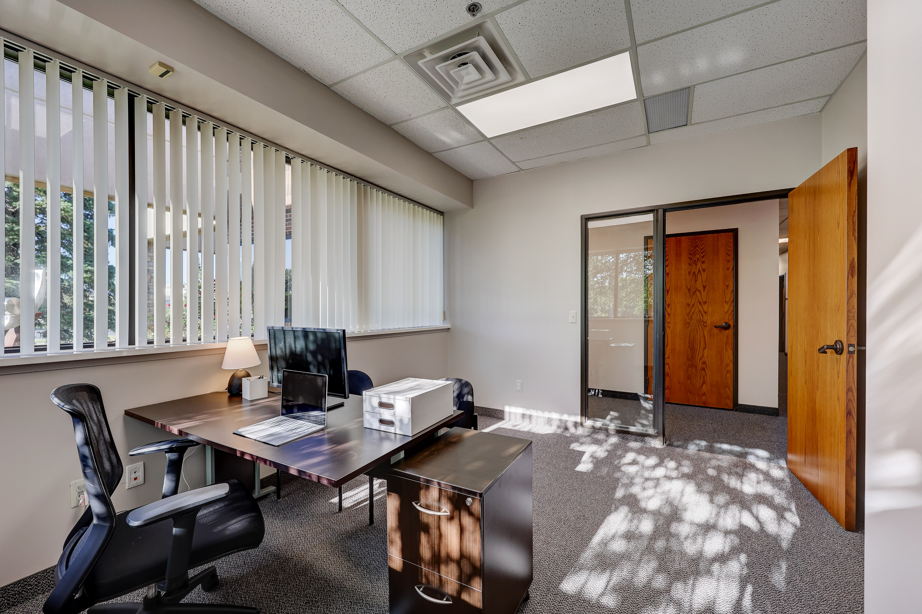 1 Person Private Office