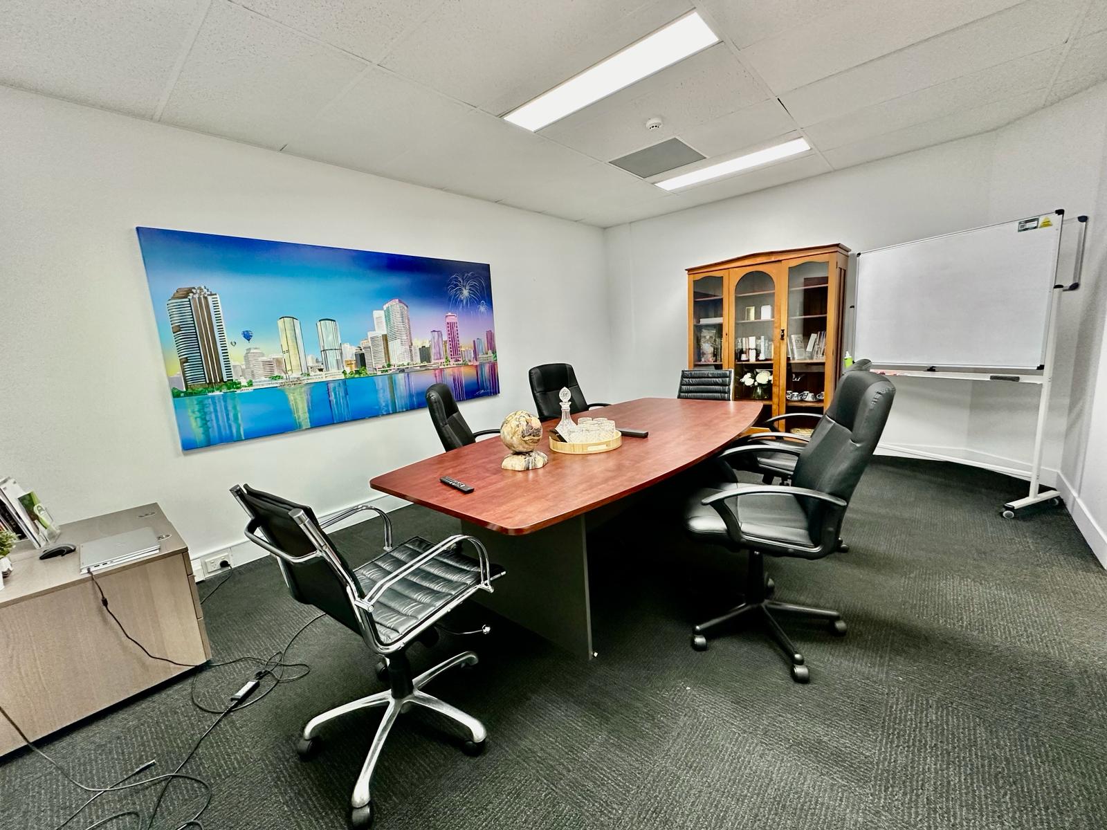 4 Person Shared Office