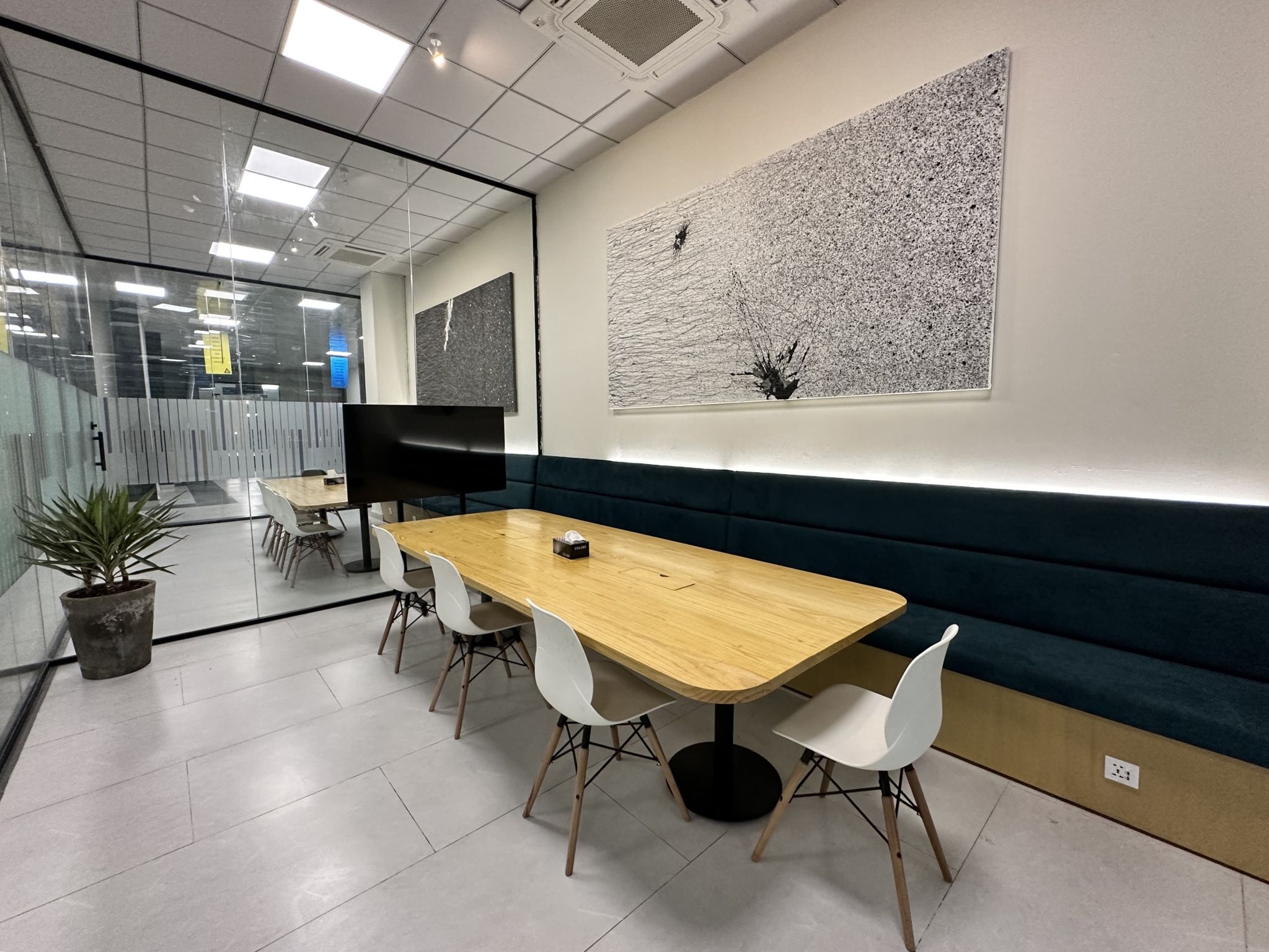 12 Person Private Office