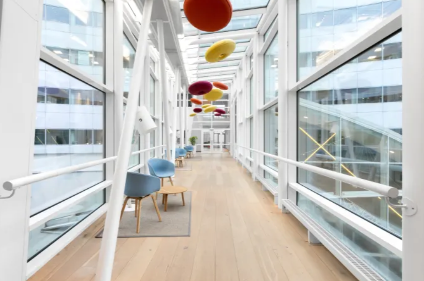 15 Person Private Office