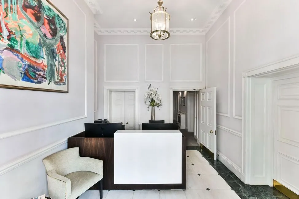 11 Person Private Office