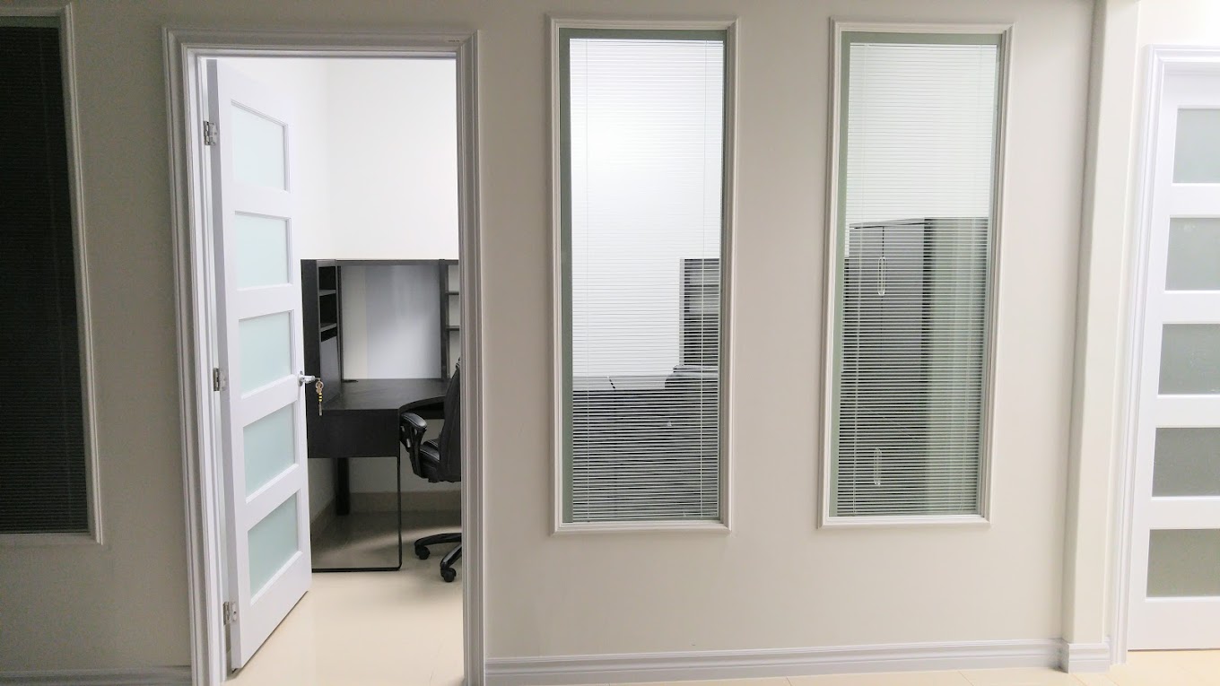 10 Person Private Office