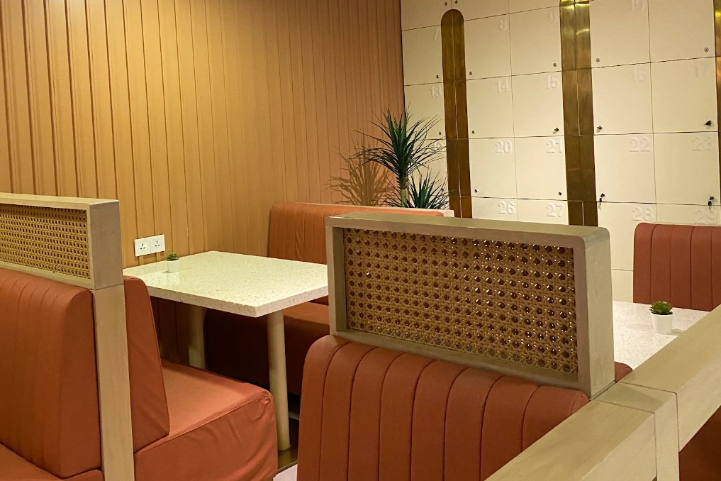 5 Person Private Office