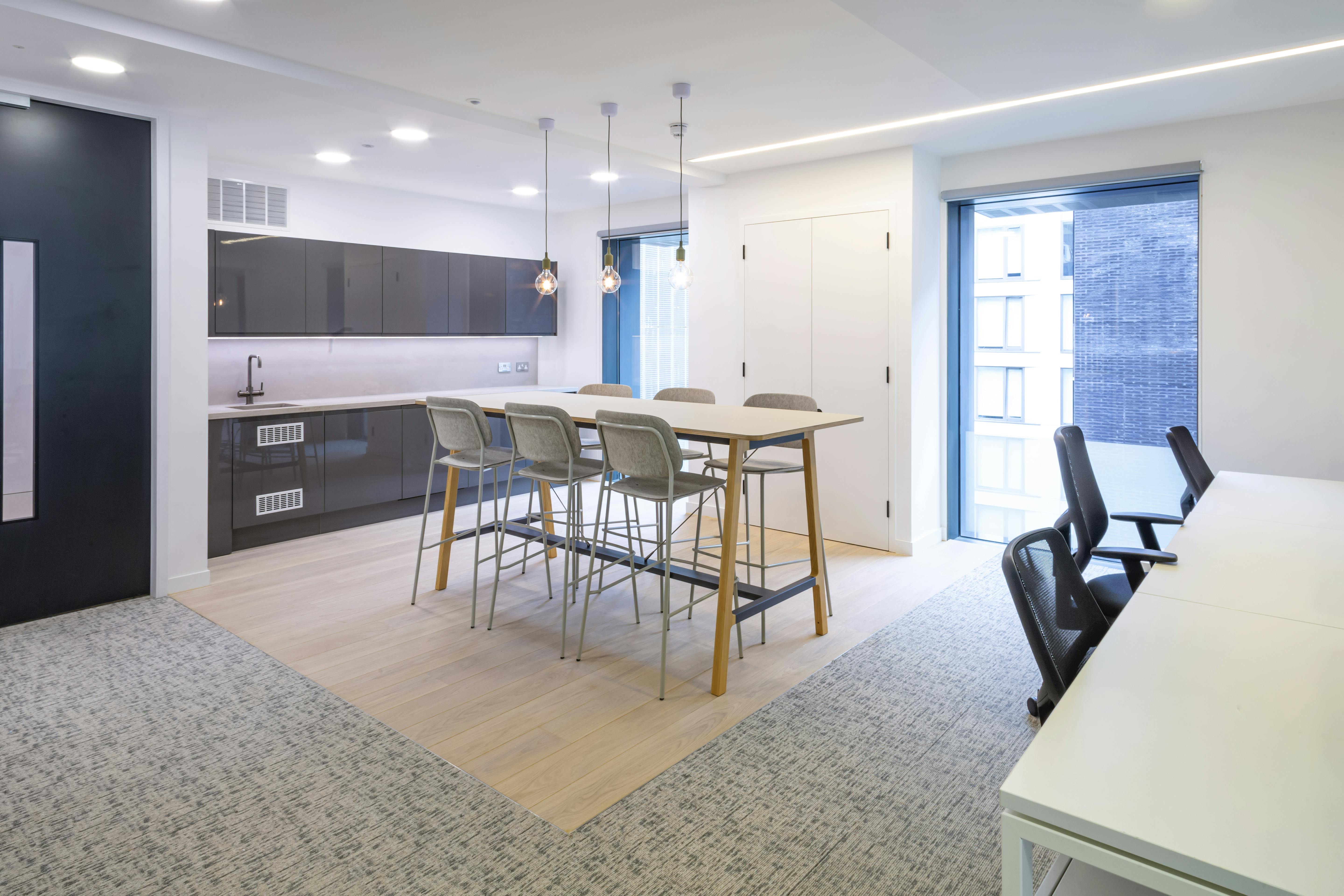 32 Person Managed Space