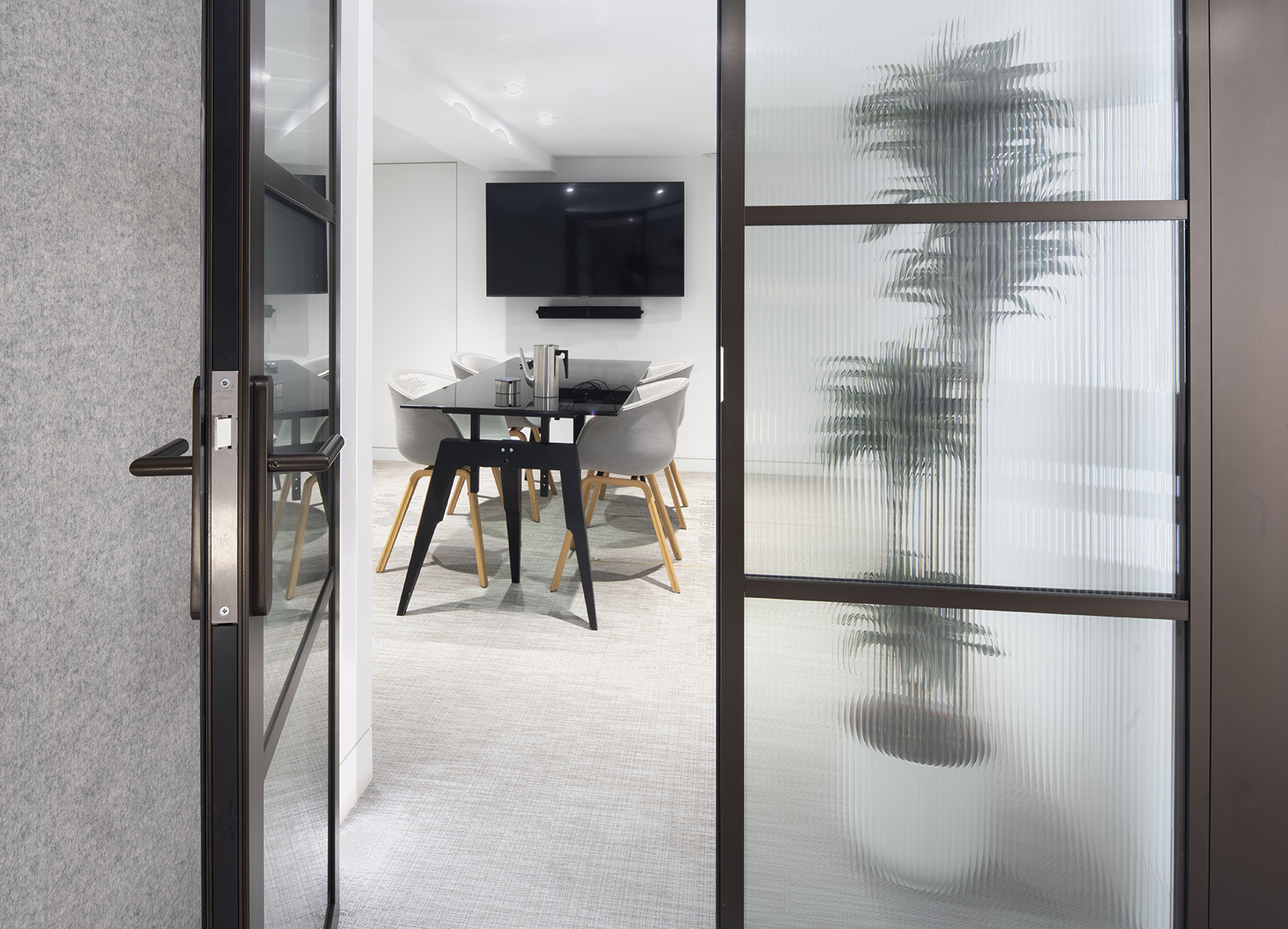 6 Person Private Office at 338 City Road, Greater London | Office Hub