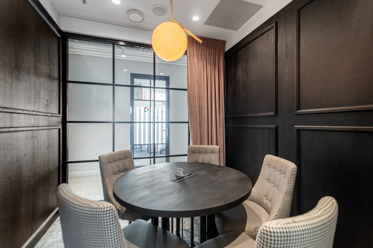 3 Person Private Office