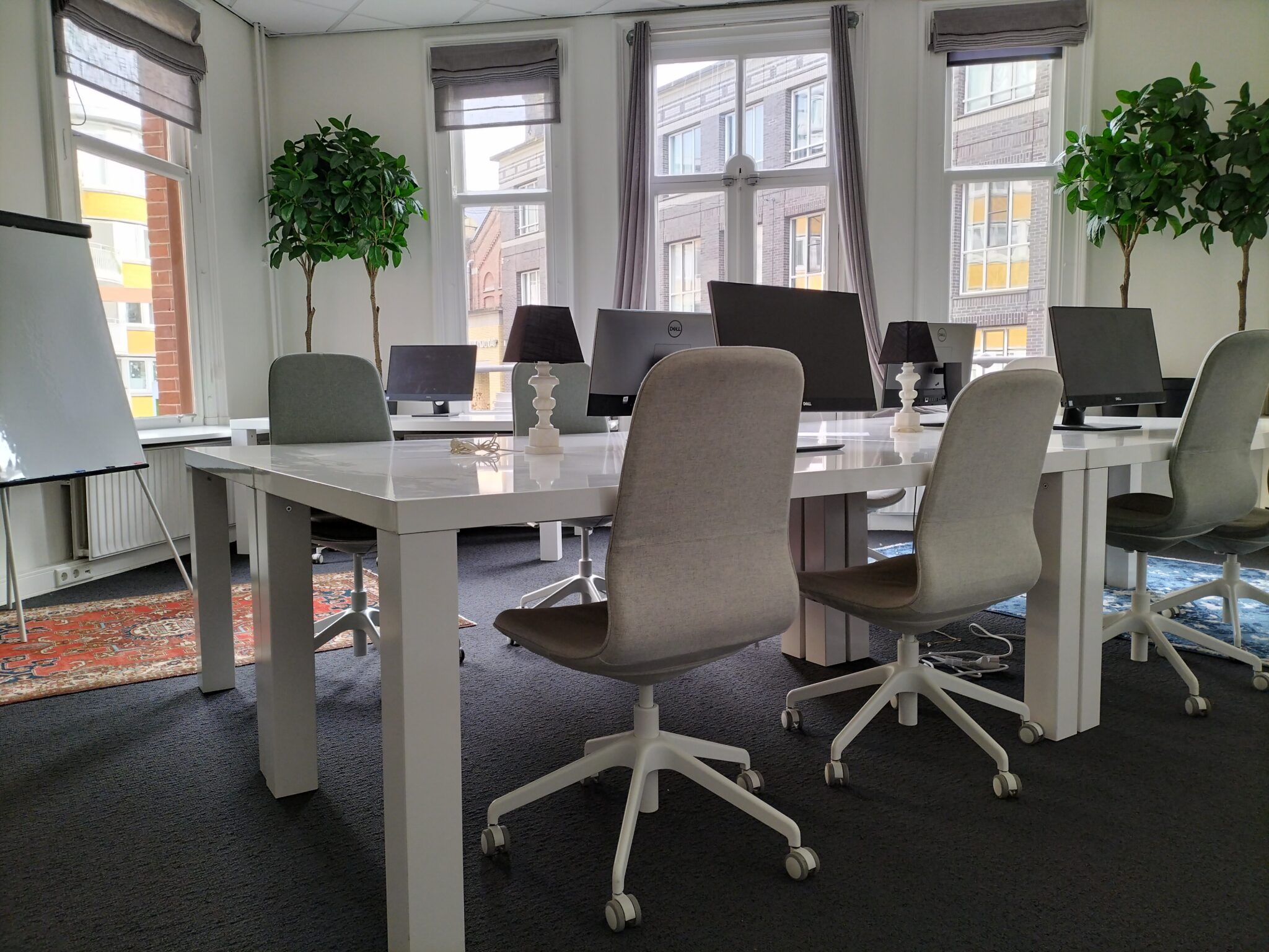 1 Person Coworking Desk