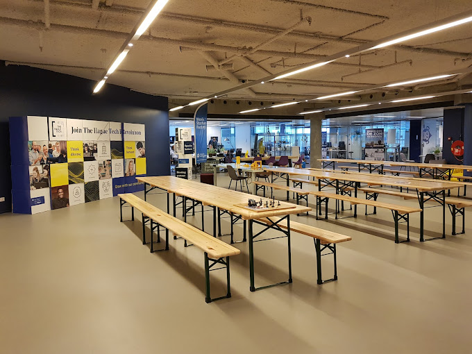 1 Person Private Office