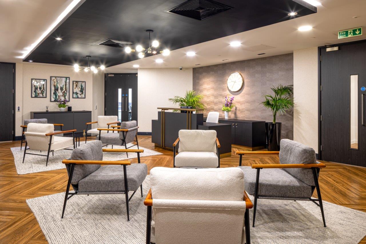 4 Person Private Office