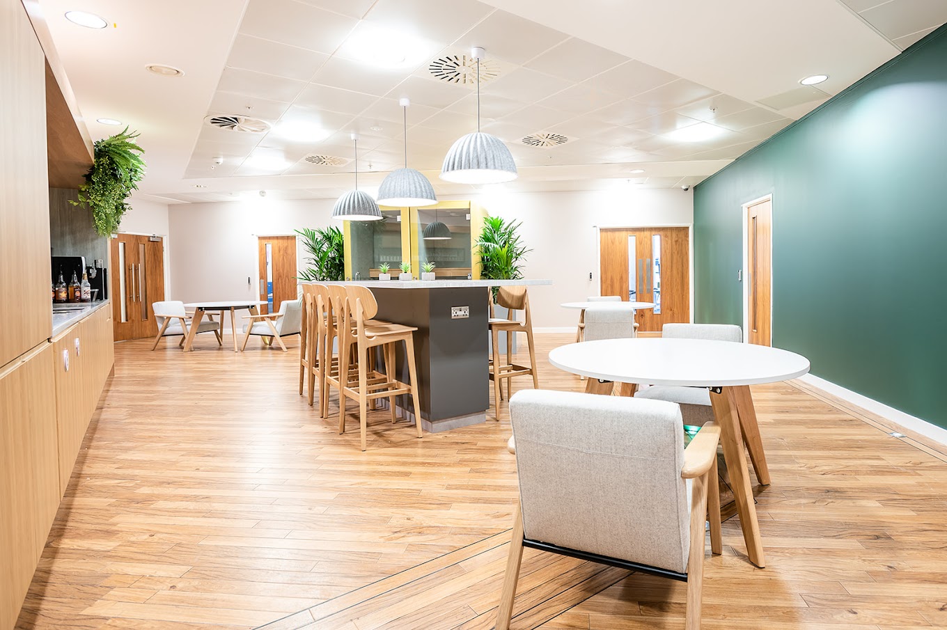 23 Person Enterprise Suite