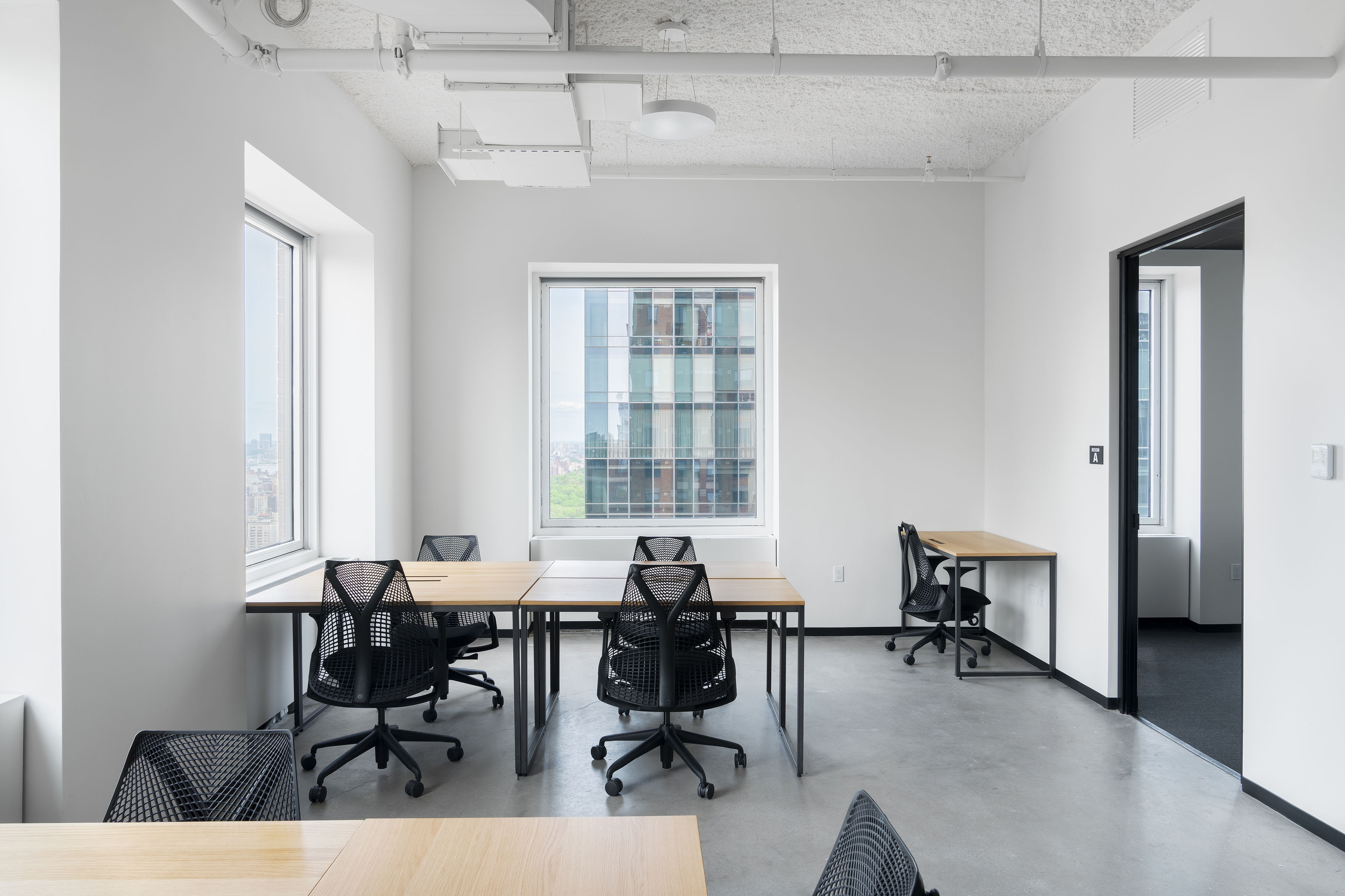 12 Person Coworking Desk