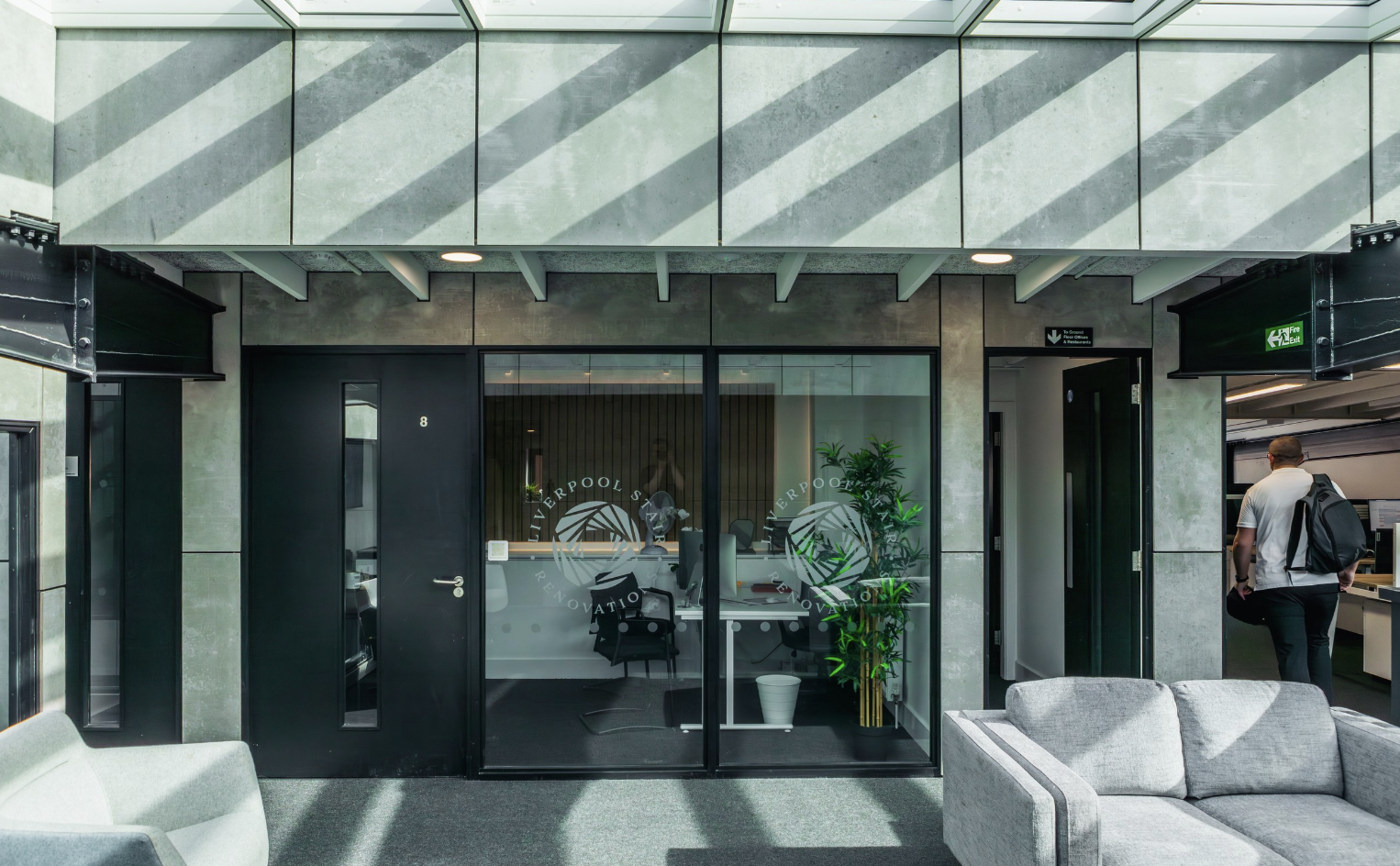 1 Person Coworking Desk