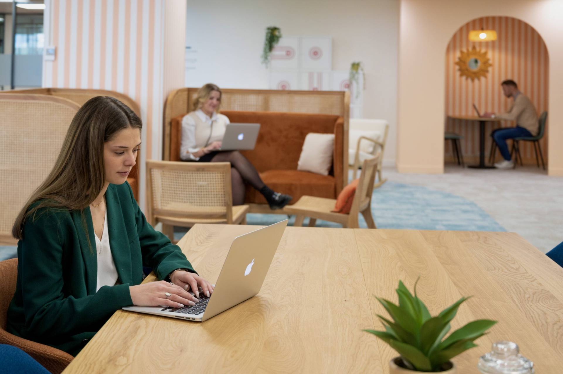5 Person Coworking Desk