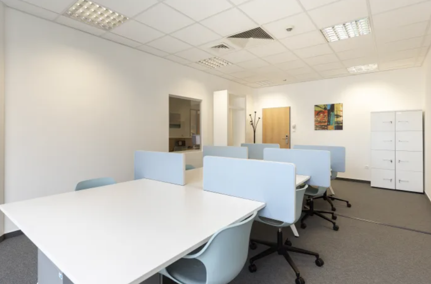 1 Person Coworking Desk