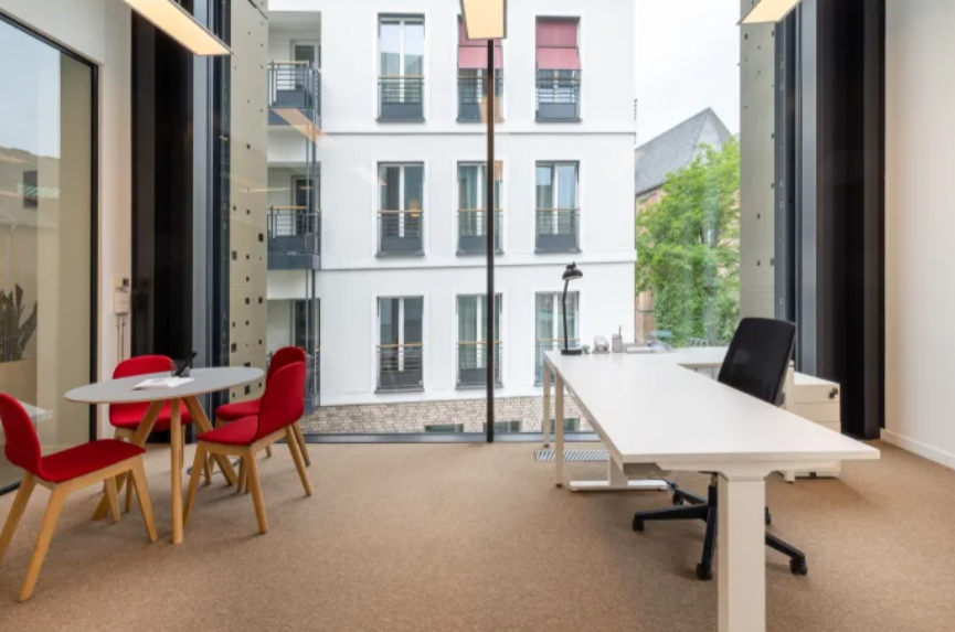 5 Person Private Office