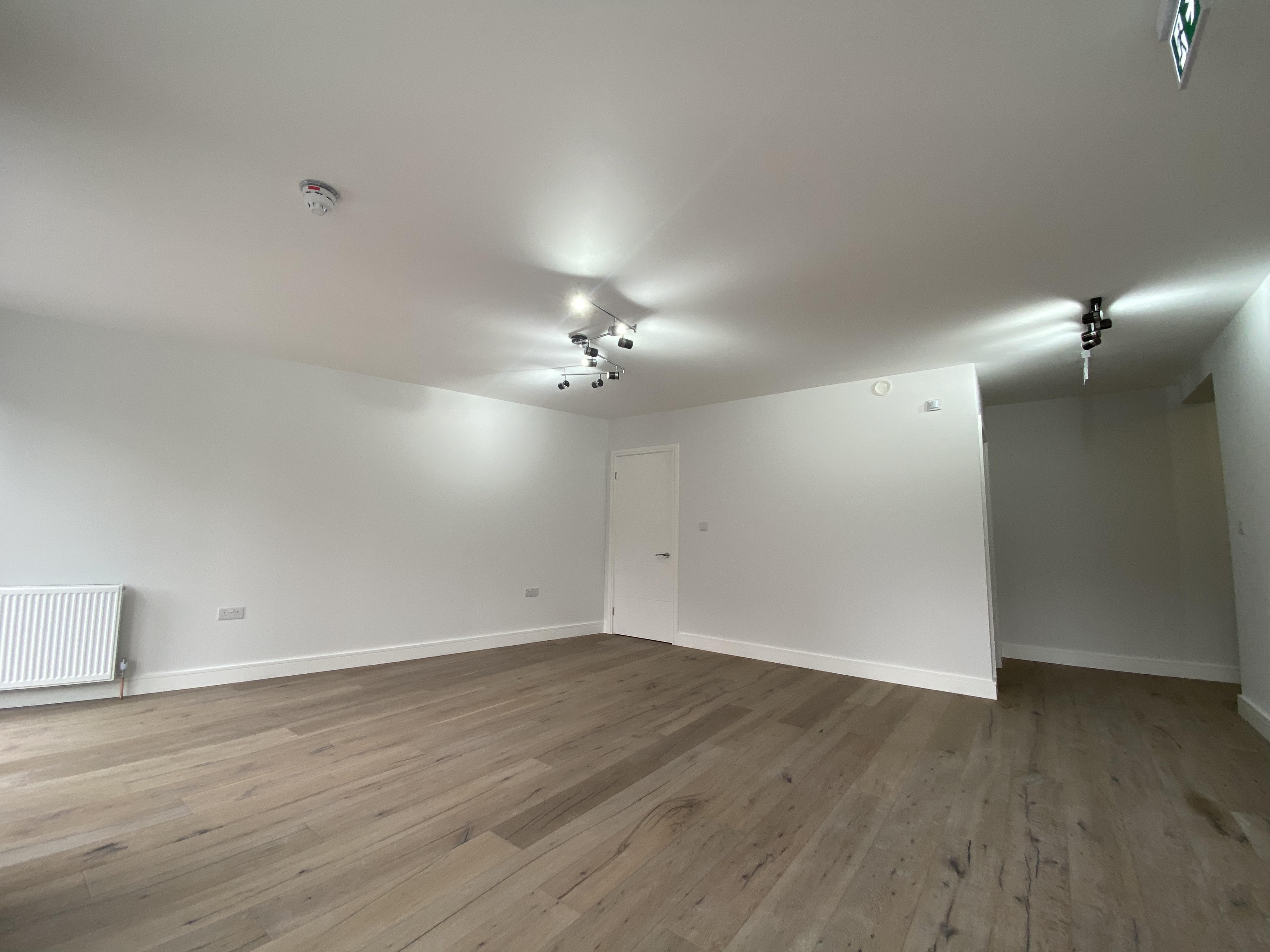 10 Person Private Office