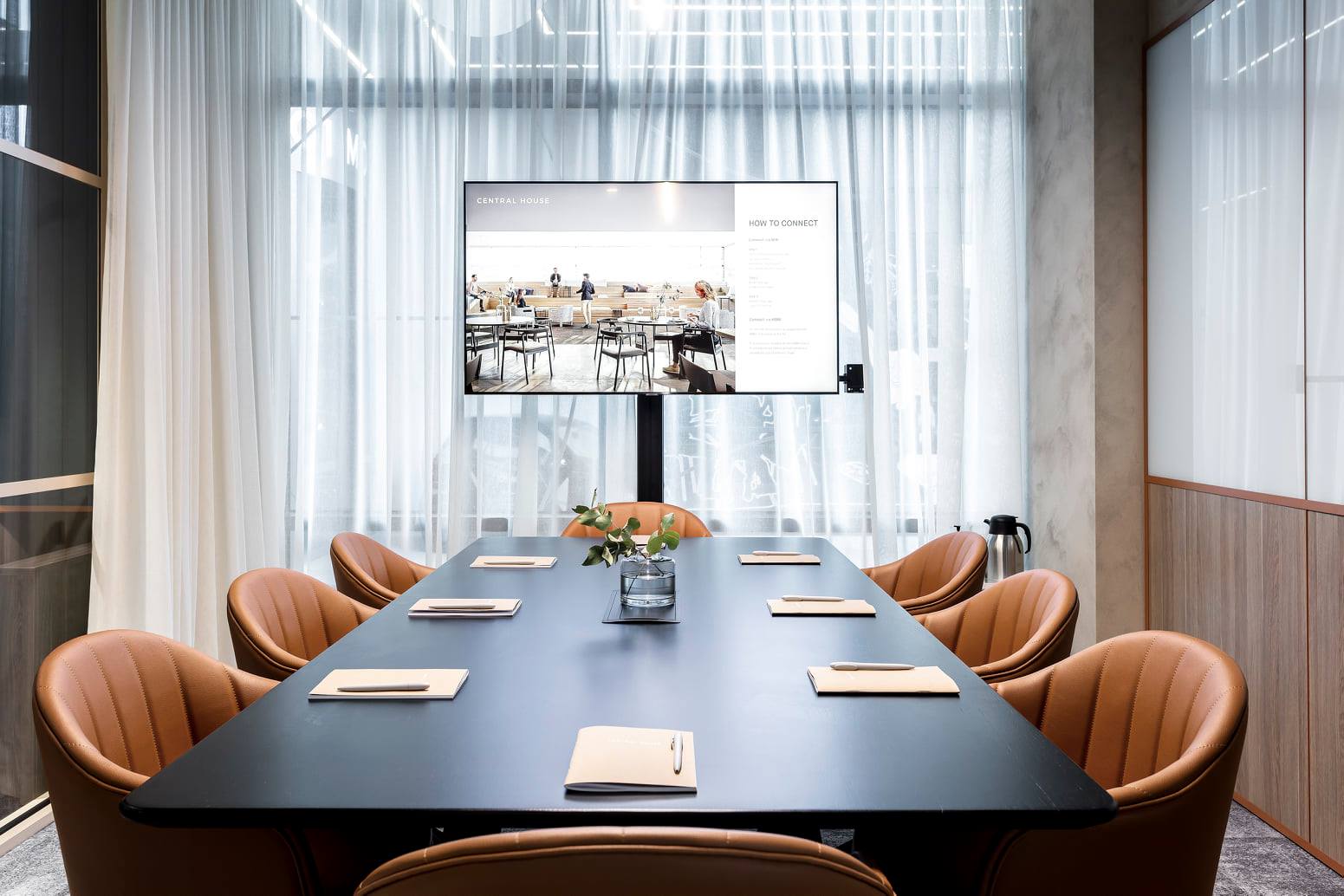 11 Person Private Office