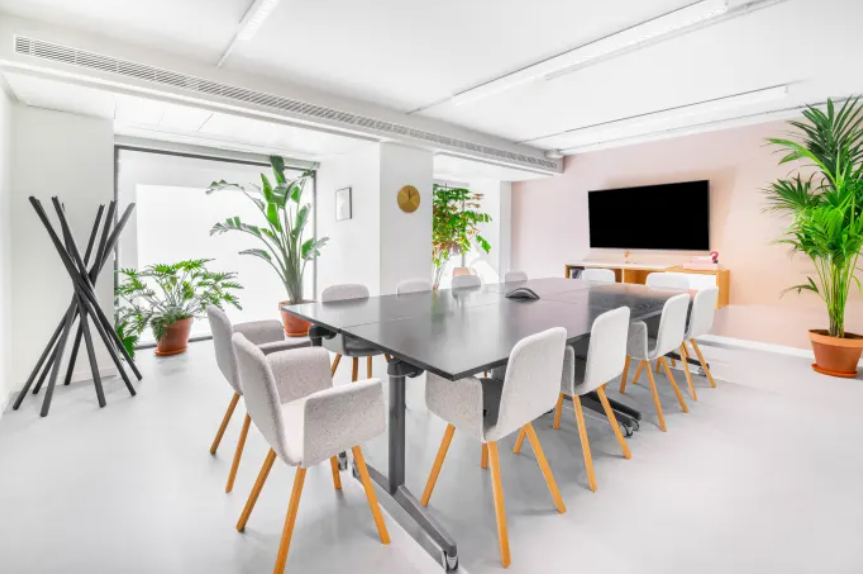 4 Person Private Office