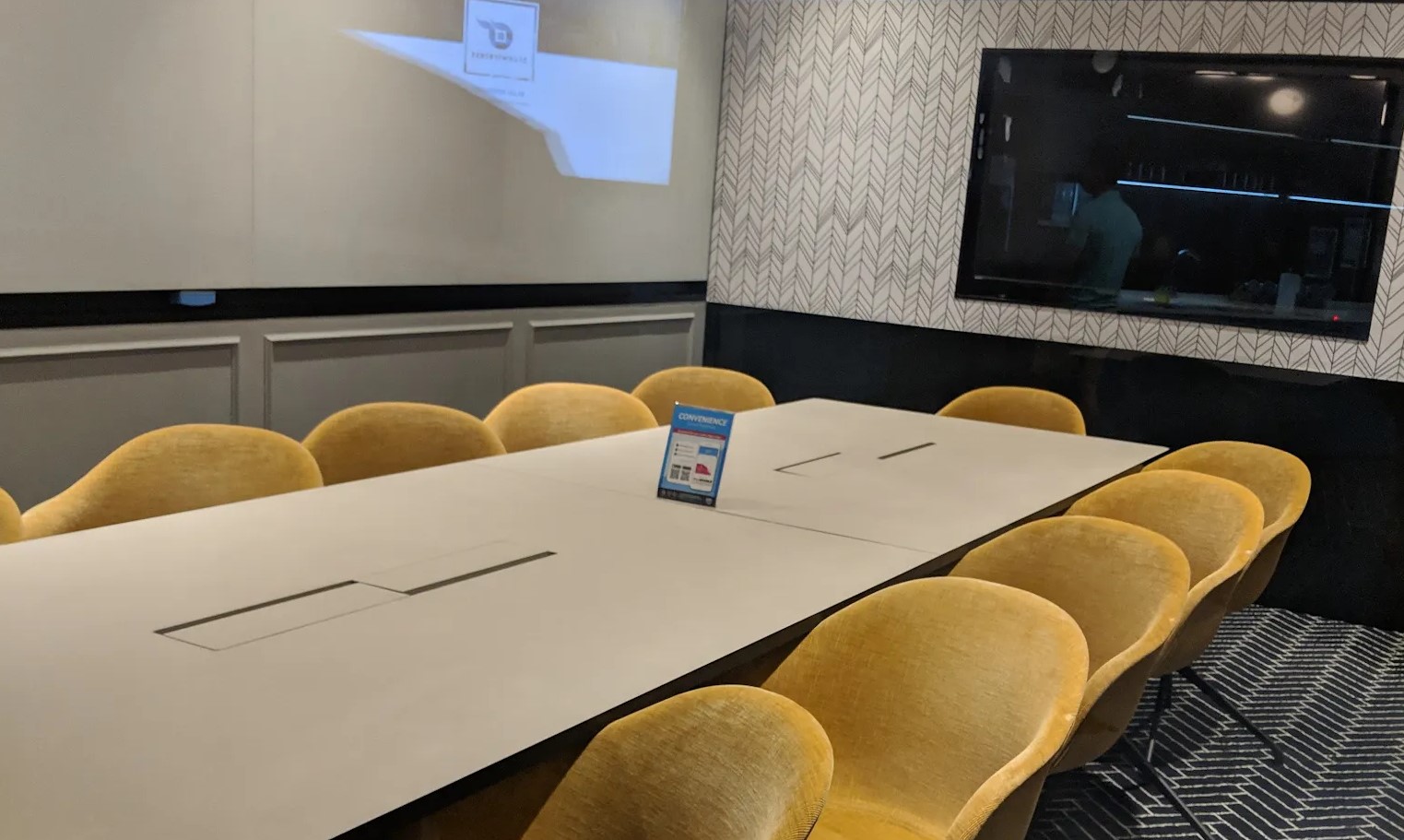 7 Person Coworking Desk