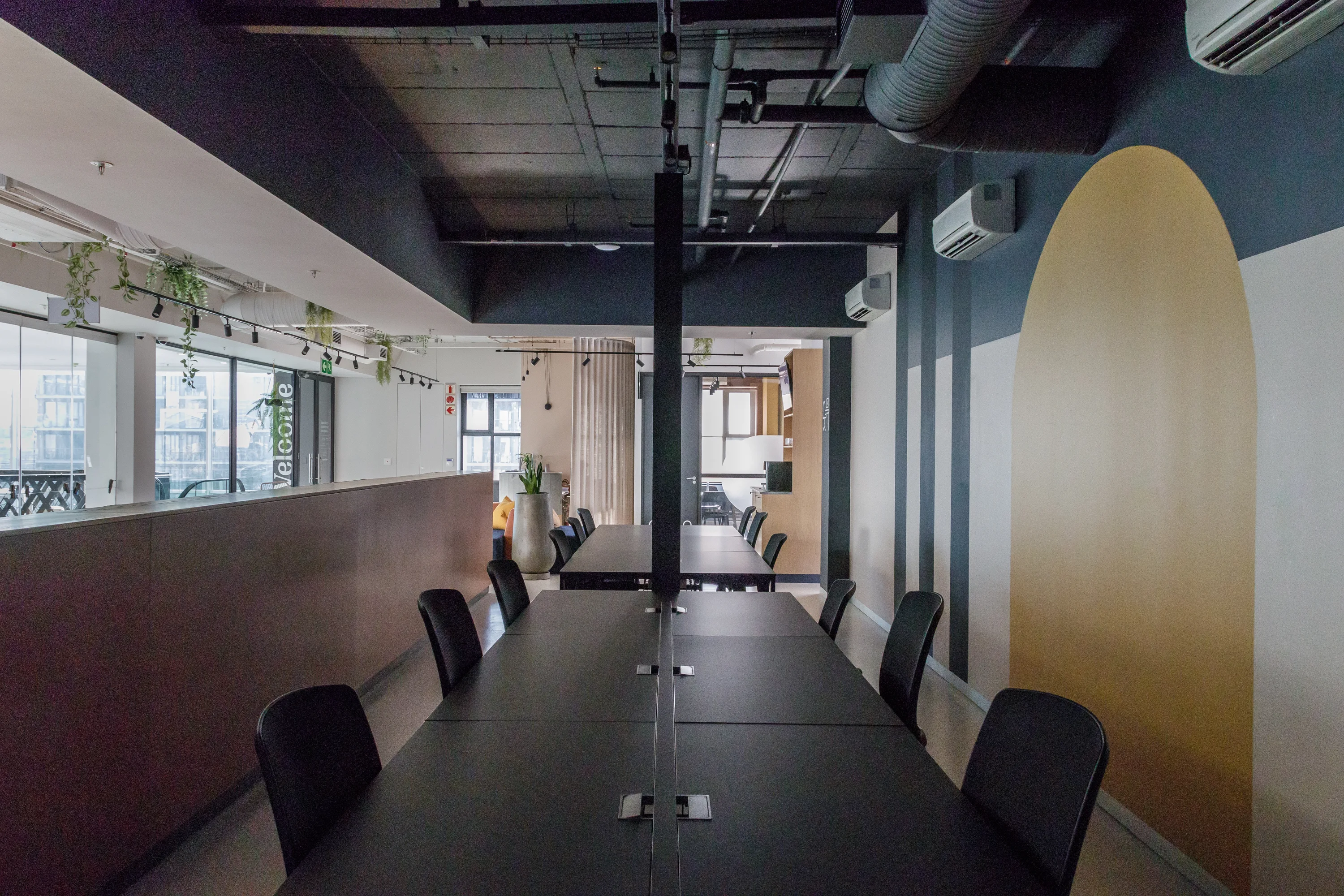 1 Person Coworking Desk