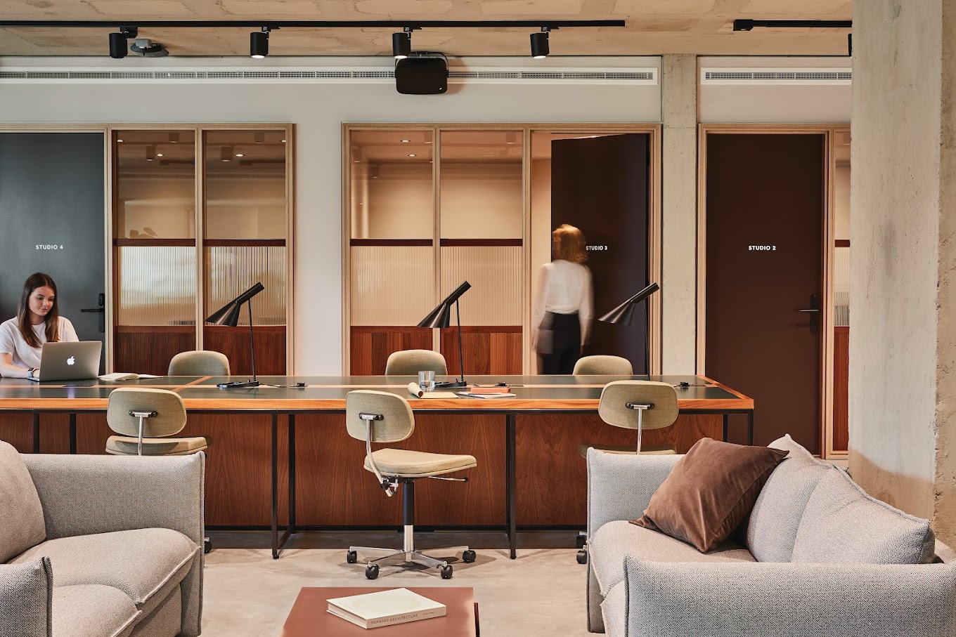 42 Person Enterprise Suite