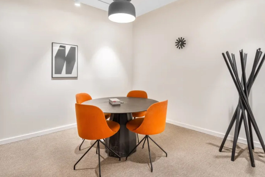 10 Person Private Office