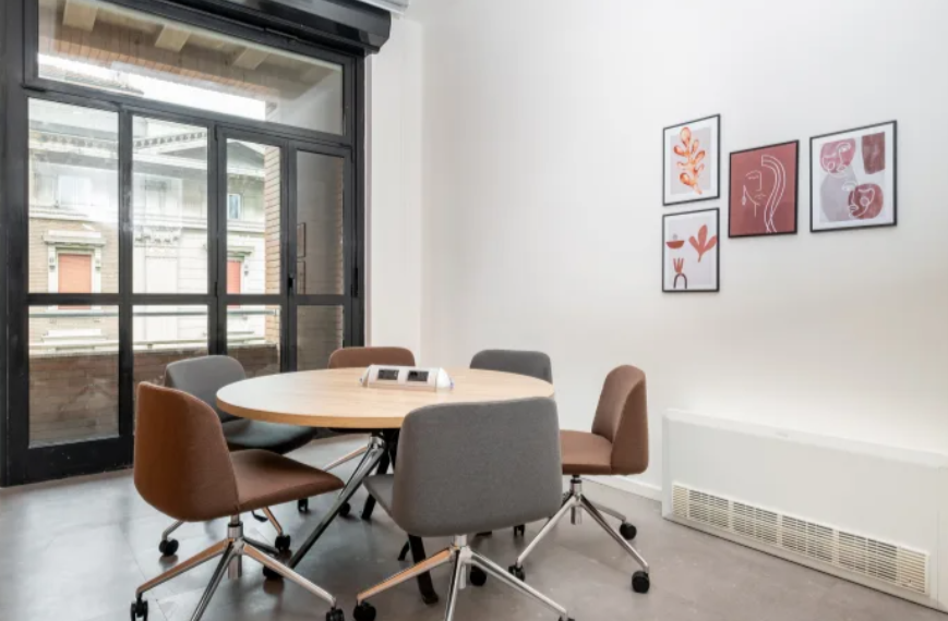 4 Person Private Office