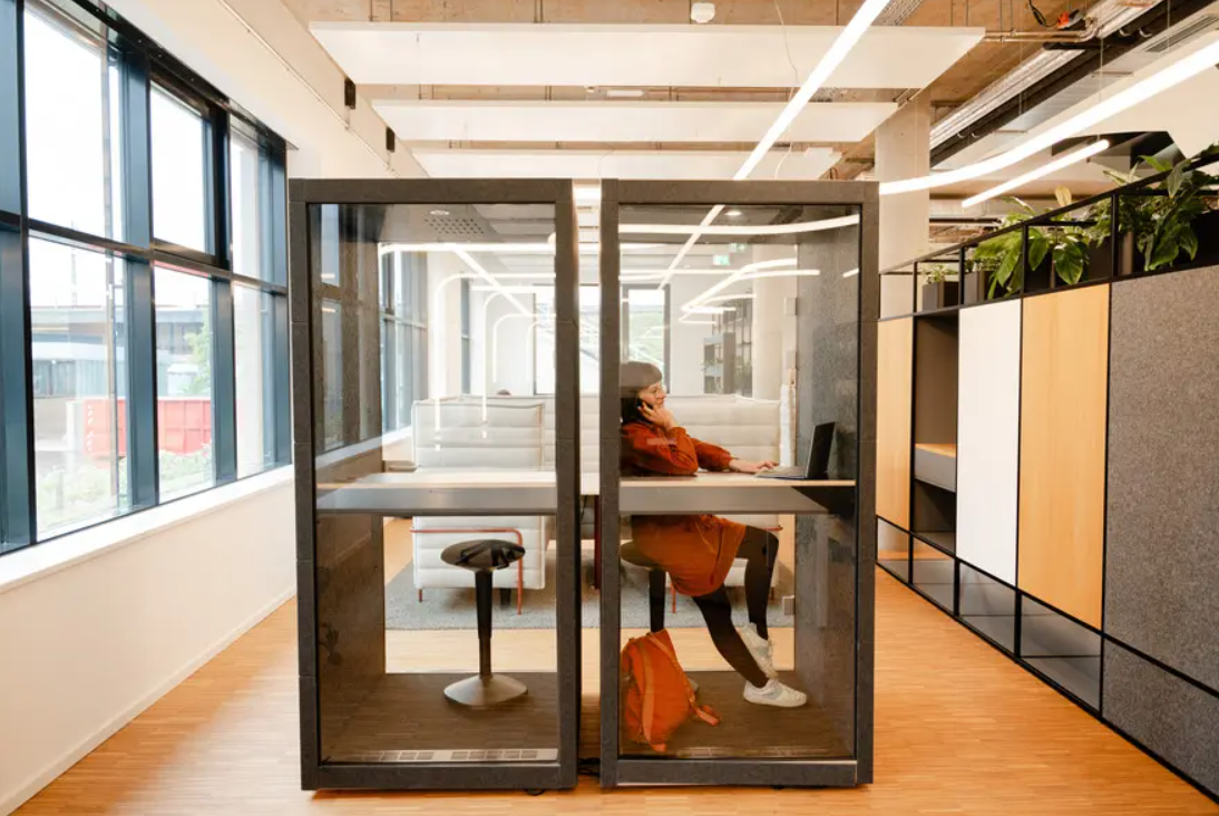 1 Person Virtual Office