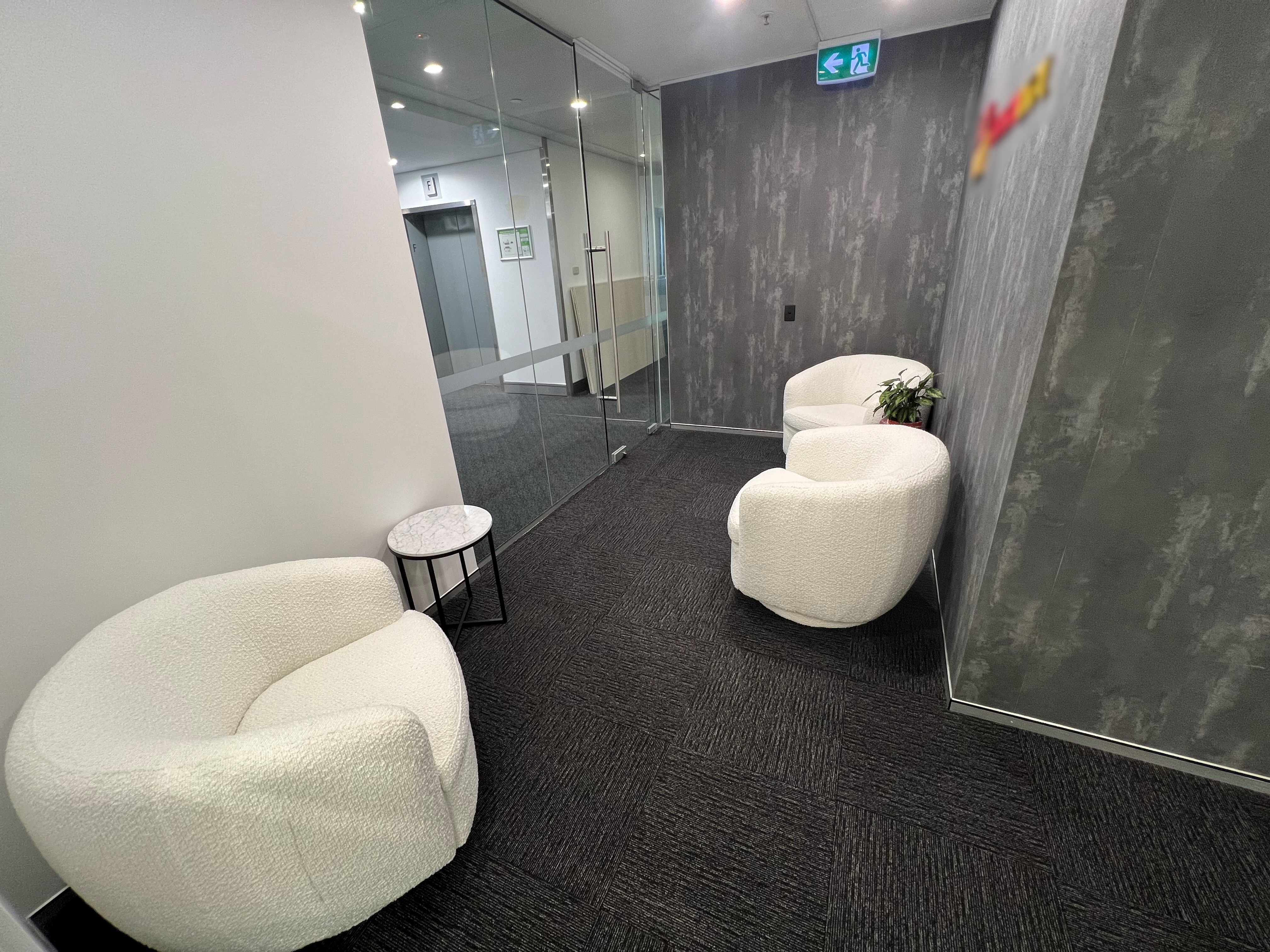 1 Person Coworking Desk