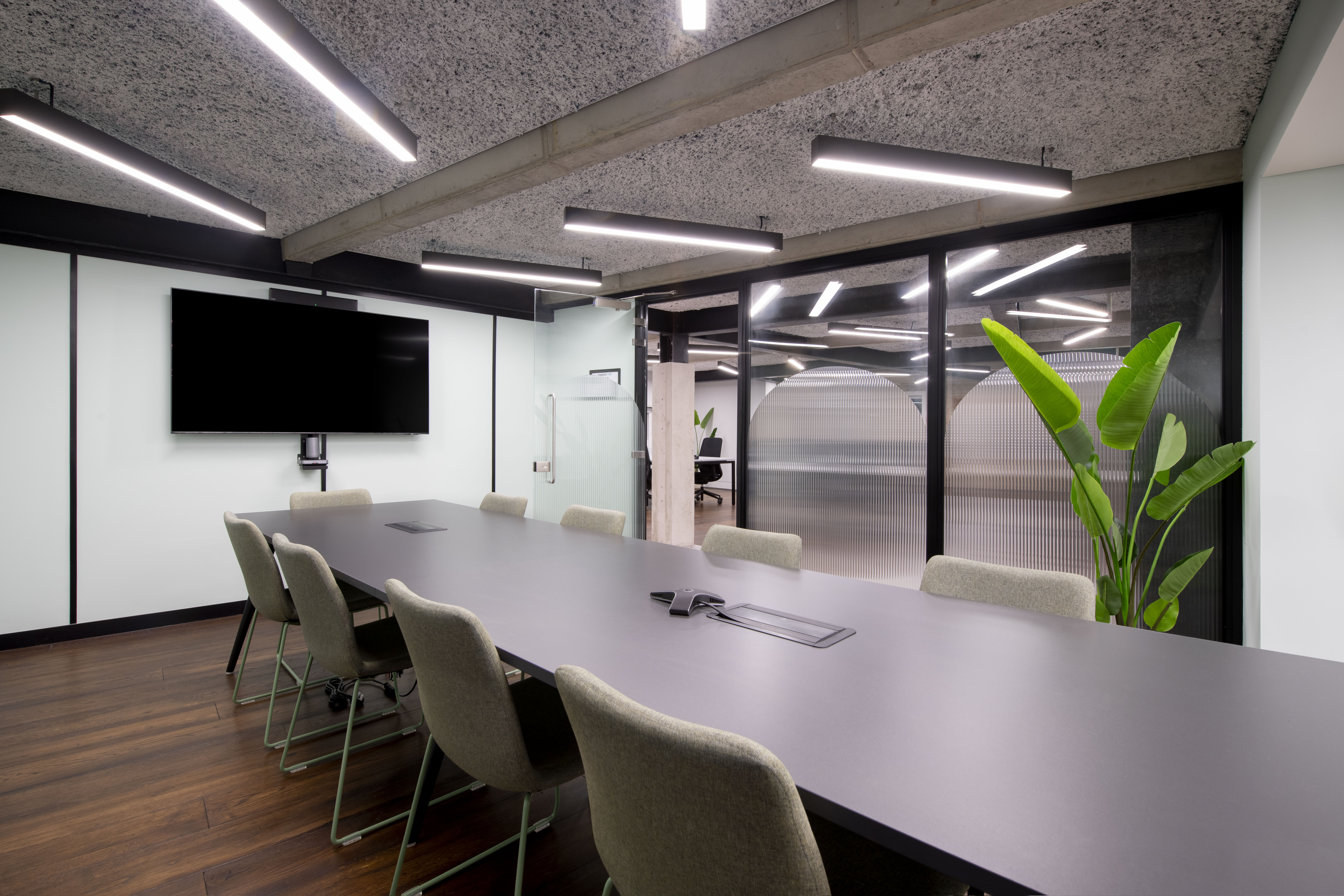 20 Person Private Office