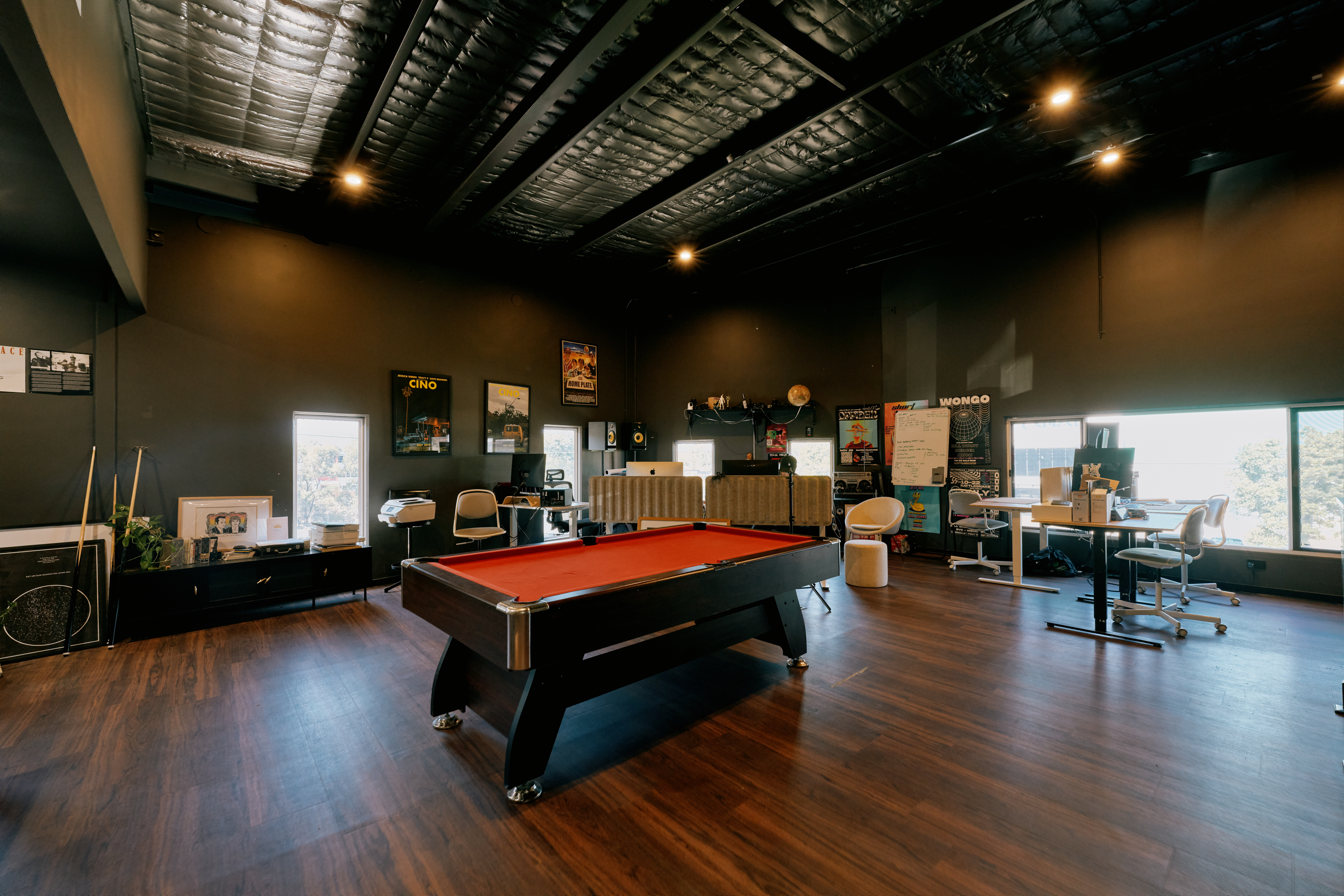 6 Person Coworking Desk