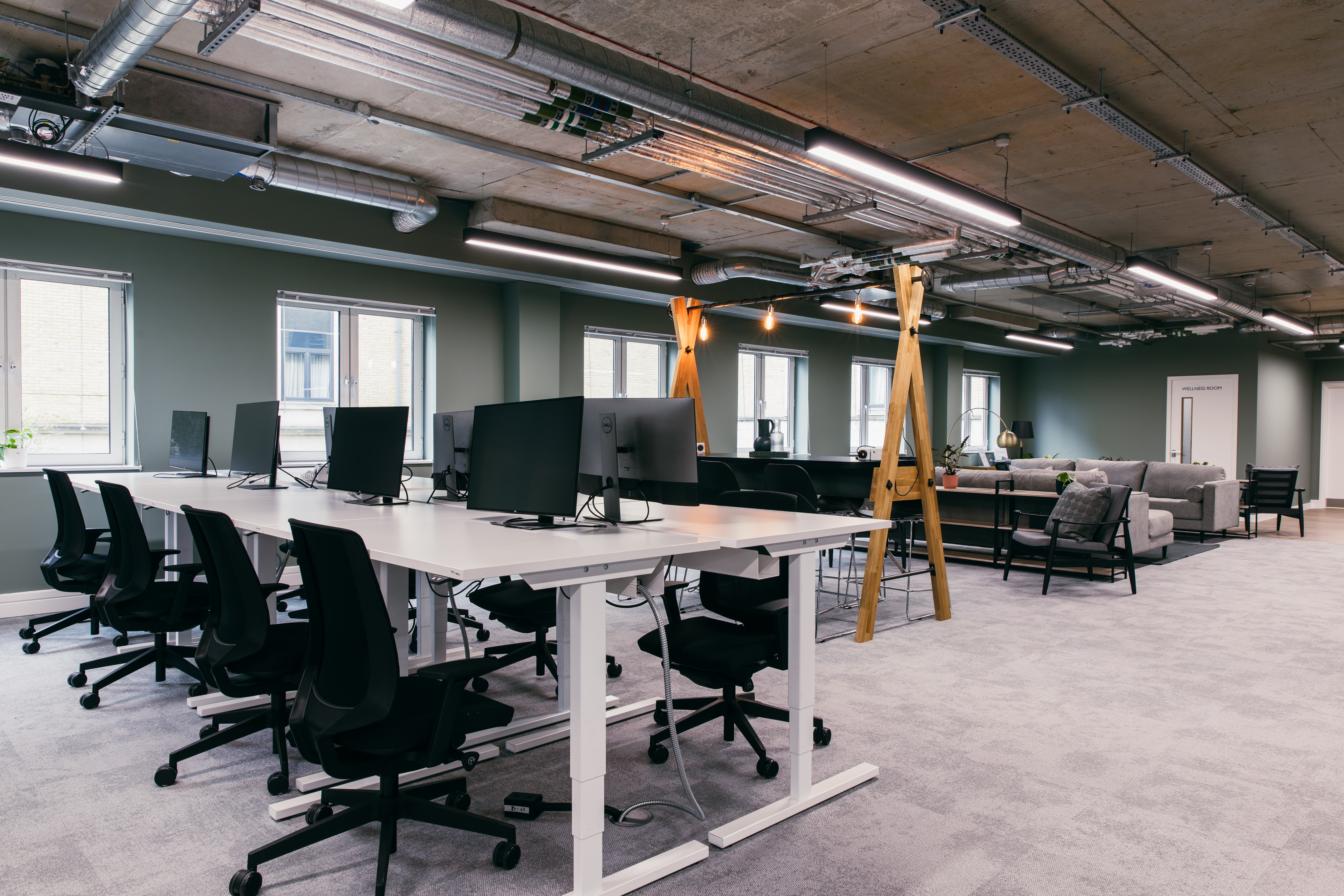 48 Person Managed Space