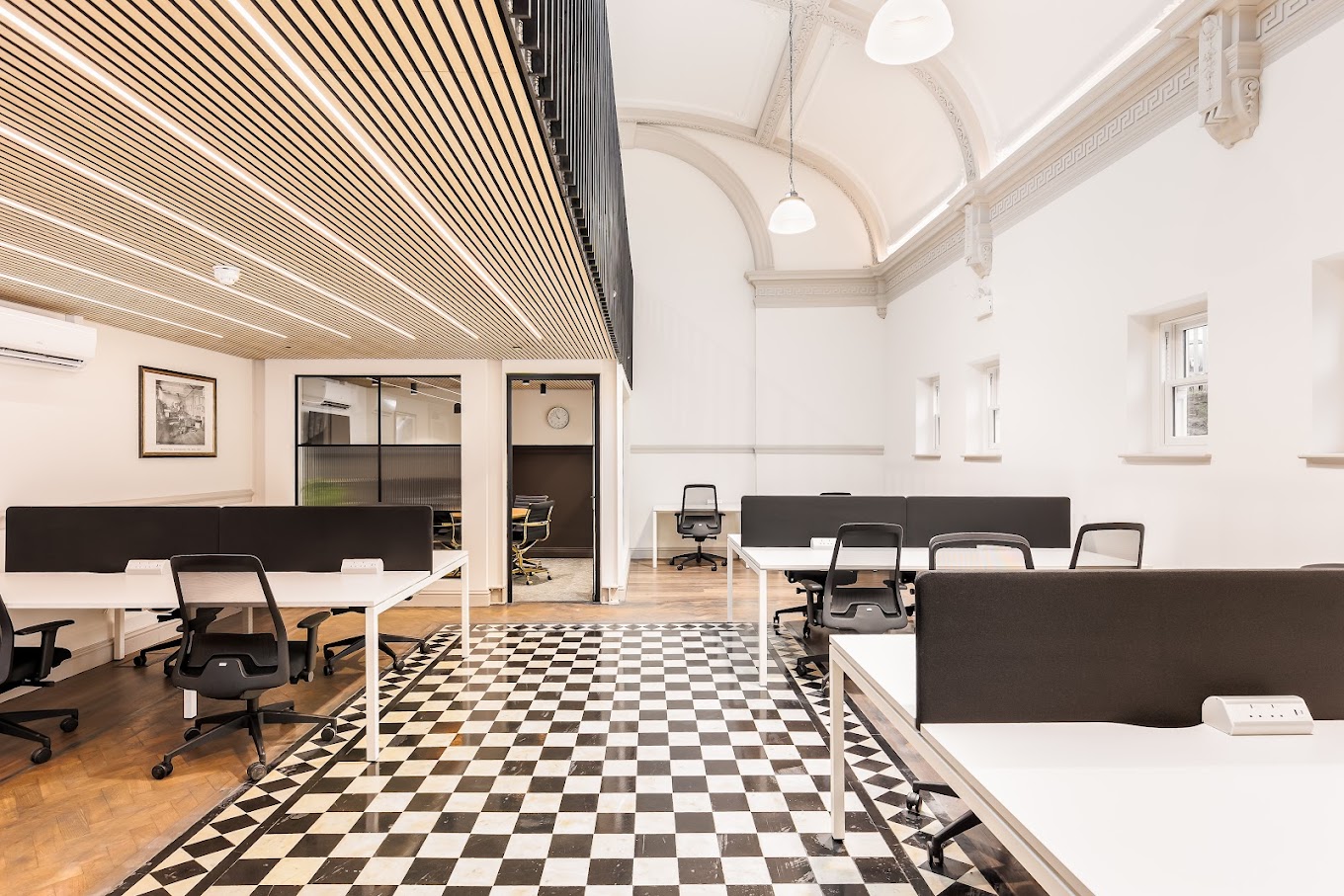 35 Person Private Office