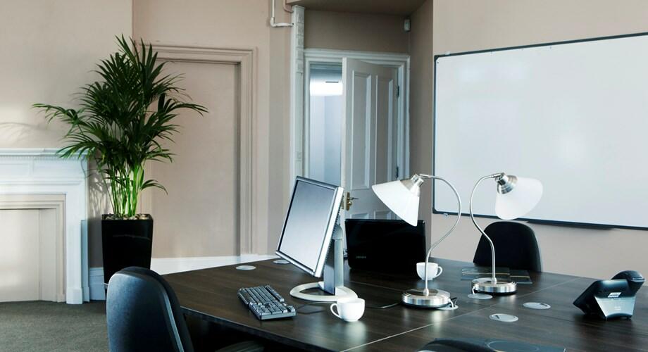 7 Person Coworking Desk